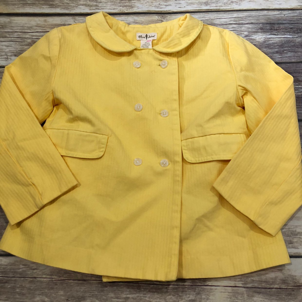 Olive juice yellow coat
