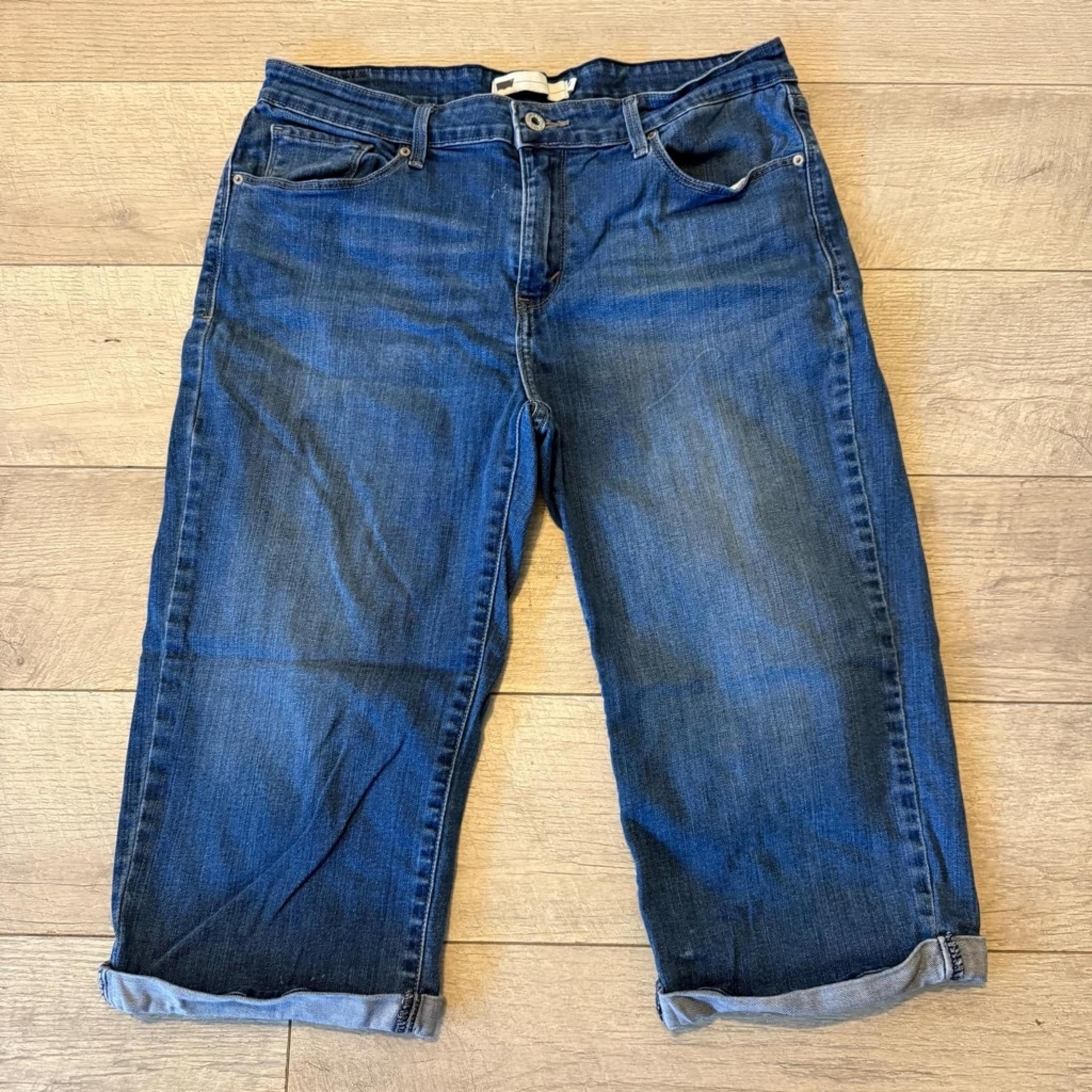 Women's Levi's Capri Jeans Size 14 Blue