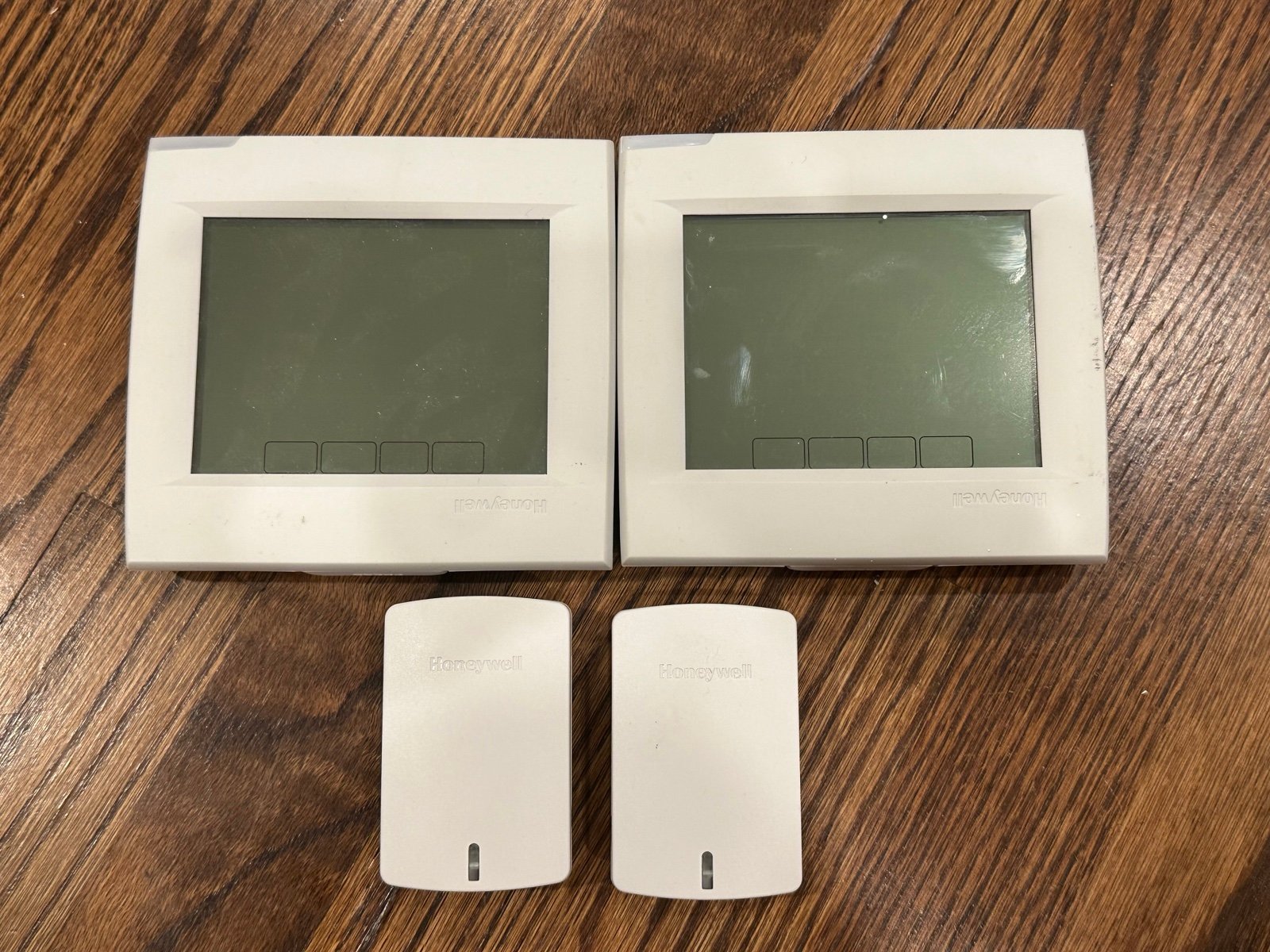 2Honeywell TH8321WF1001 Touchscreen Thermostat WiFi Vision Pro 8000 with Stage