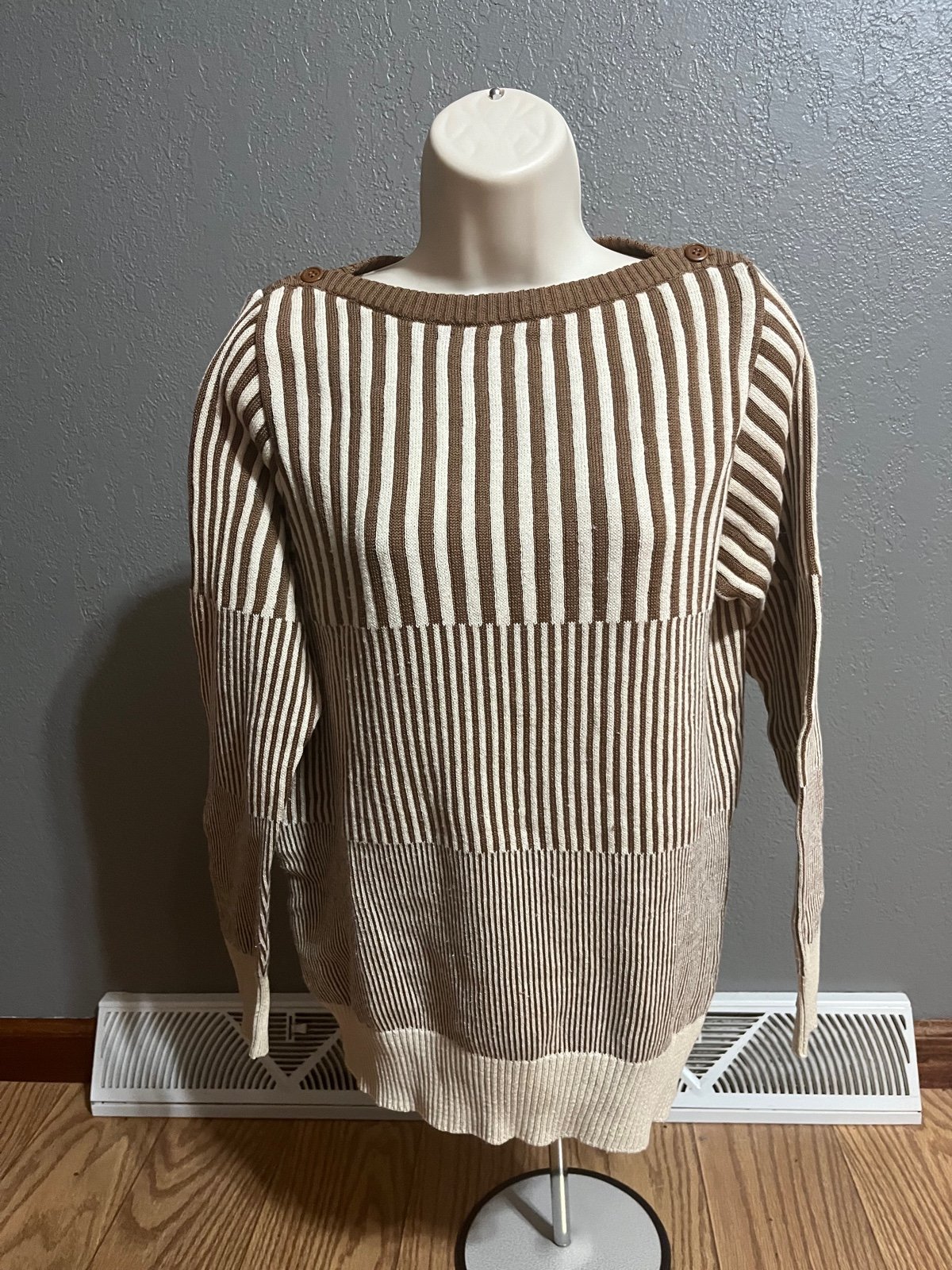 RARE Vintage Gucci Sweater M / L