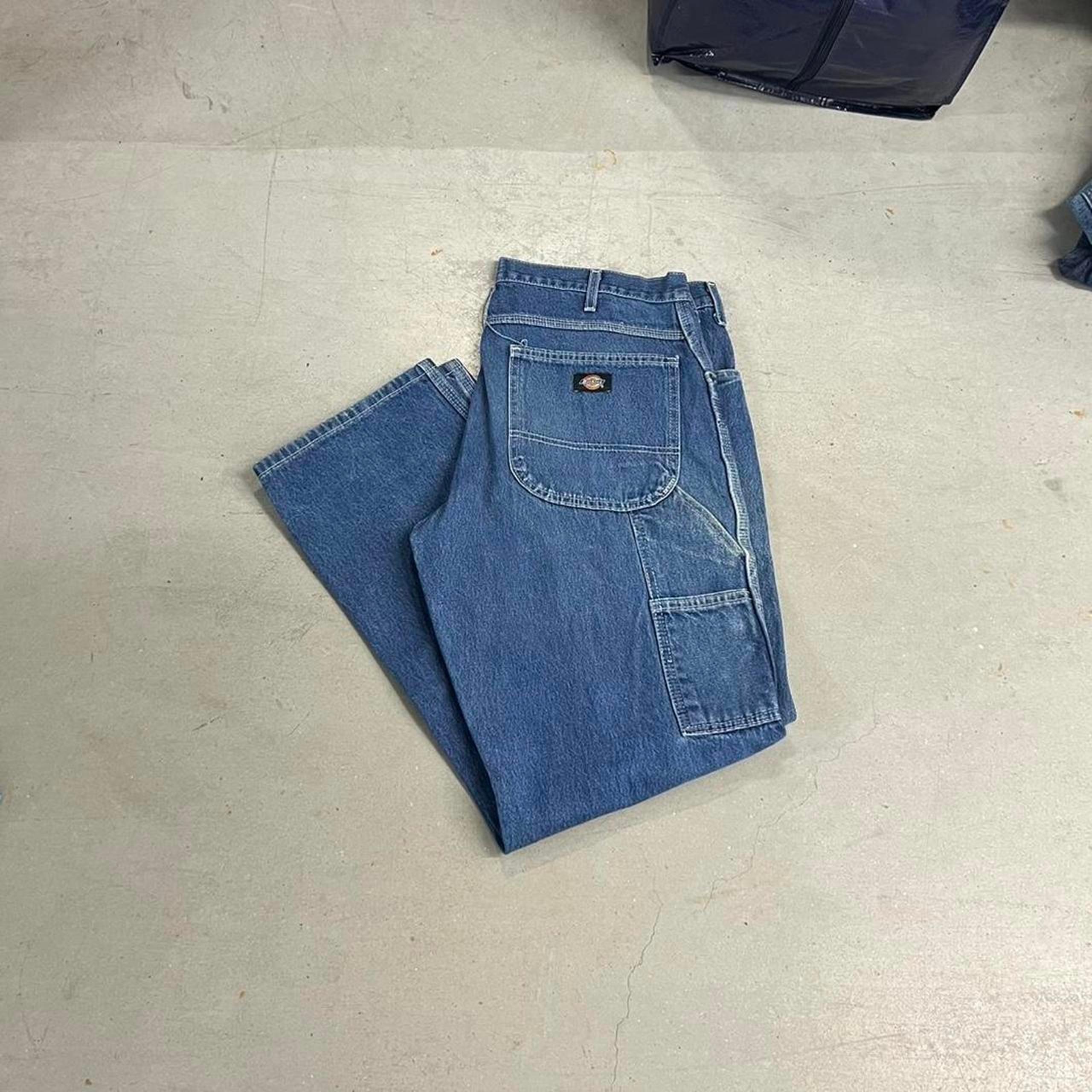 vintage dickies relaxed baggy fit faded blue carpenter jeans