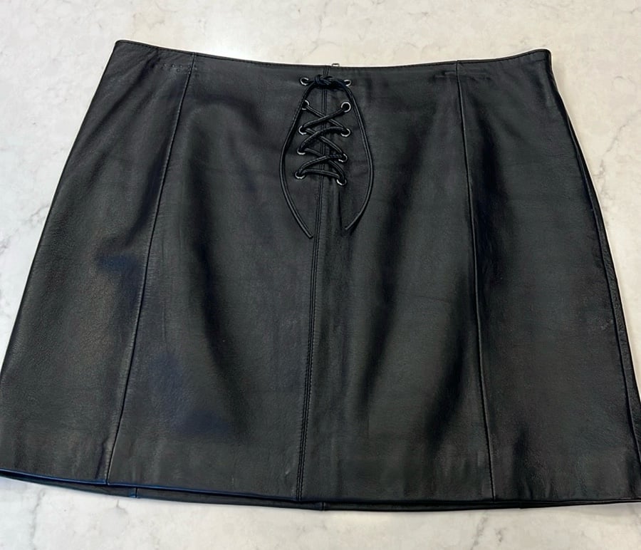 VINTAGE WILSONS LEATHER maxima laceup mini skirt Size 12