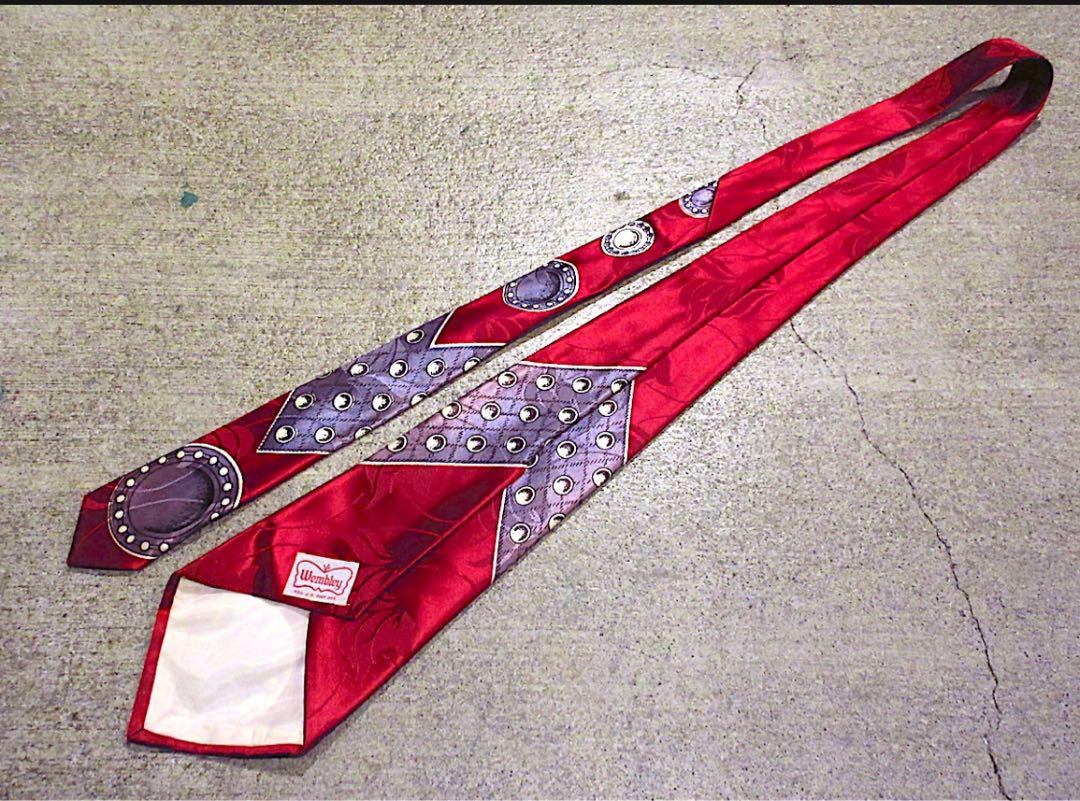 1940s atomic pattern Wembley