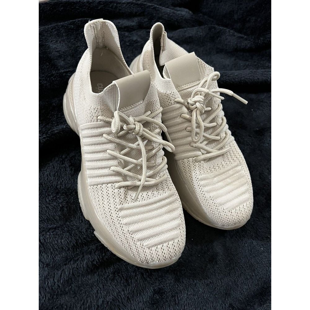 Cushionaire Stretch Knit Sneakers Size 9 Apolo-T Taupe 2 Rubber Sole