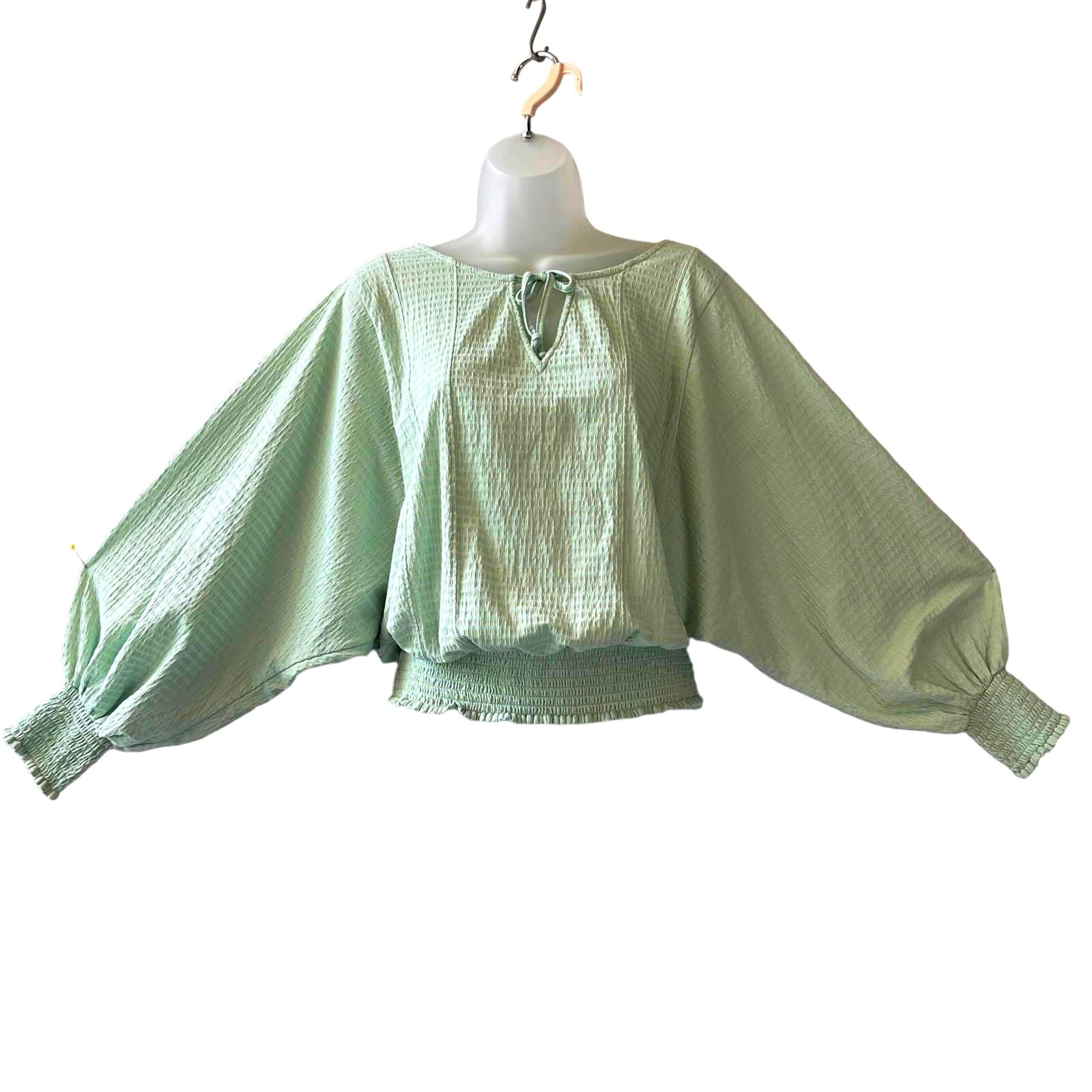 By Anthropologie Mint Green Seersucker Batwing Jersey Top Size Small WORN ONCE