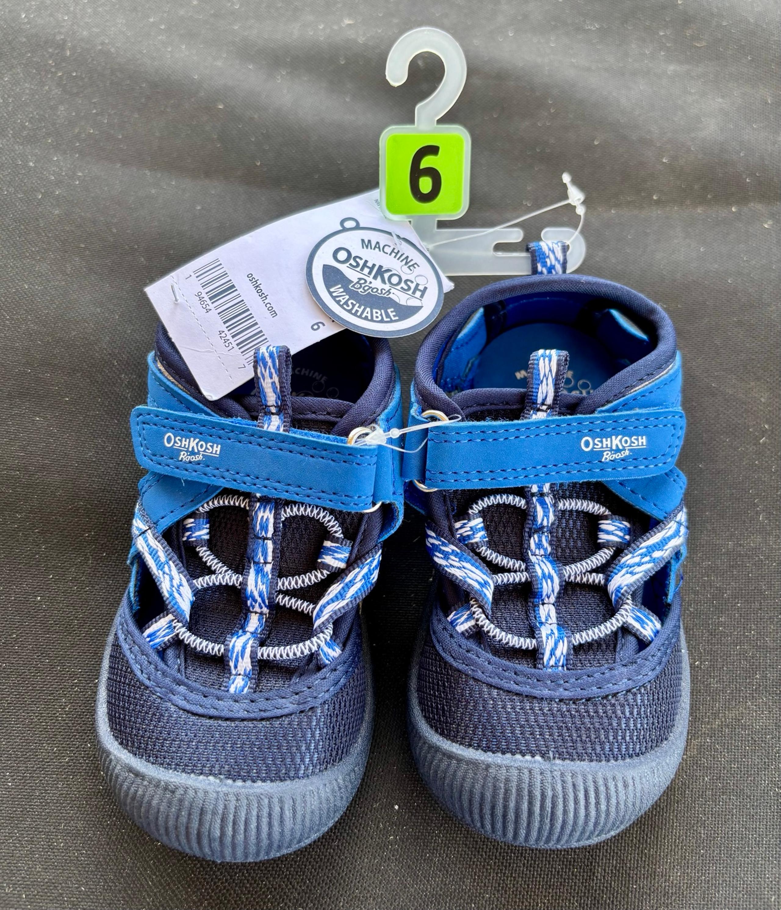 Oshkosh shoes size 6 nwt bump toe sandals water summer boys