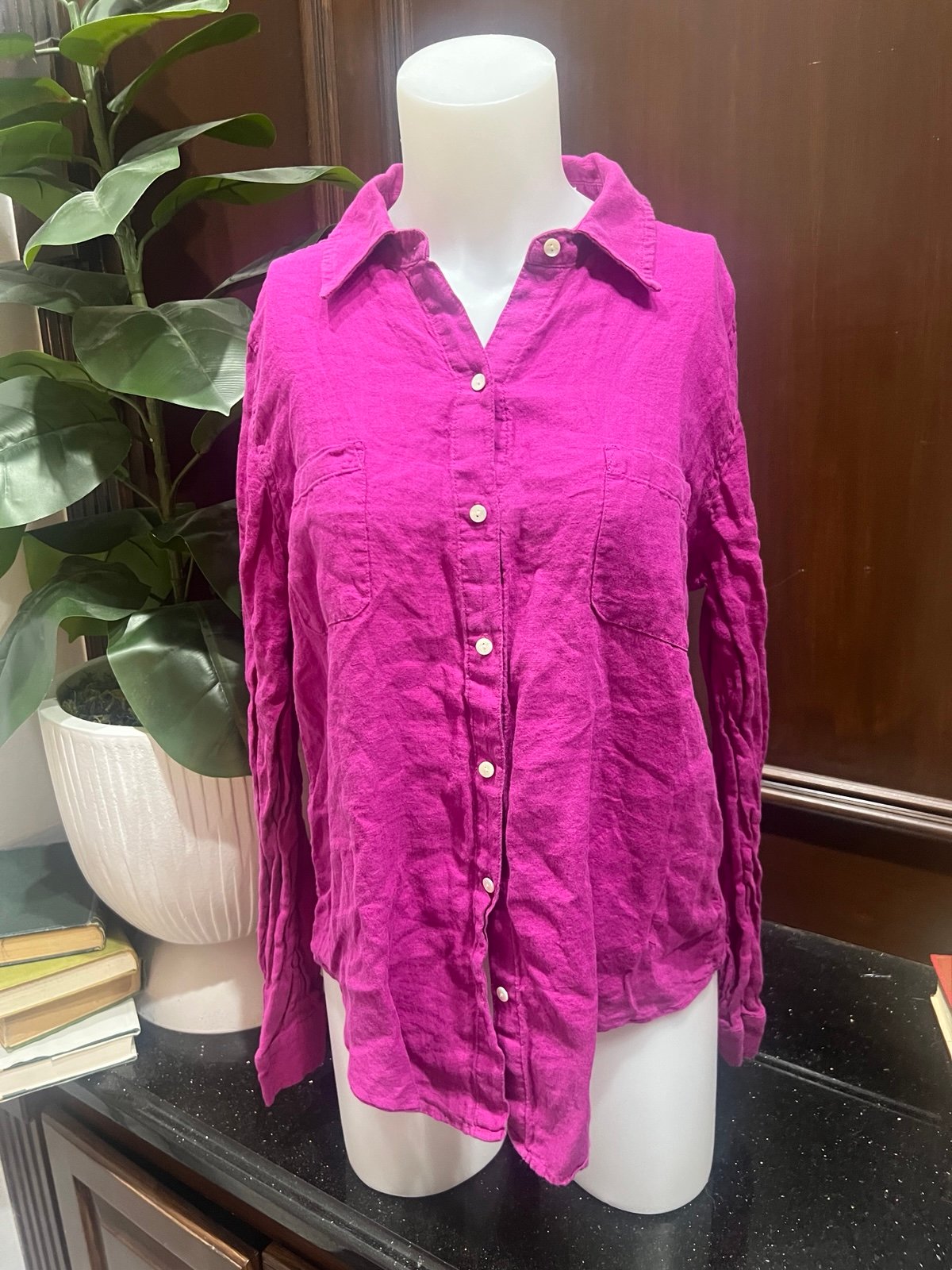 Lilly Pulitzer linen button down blouse