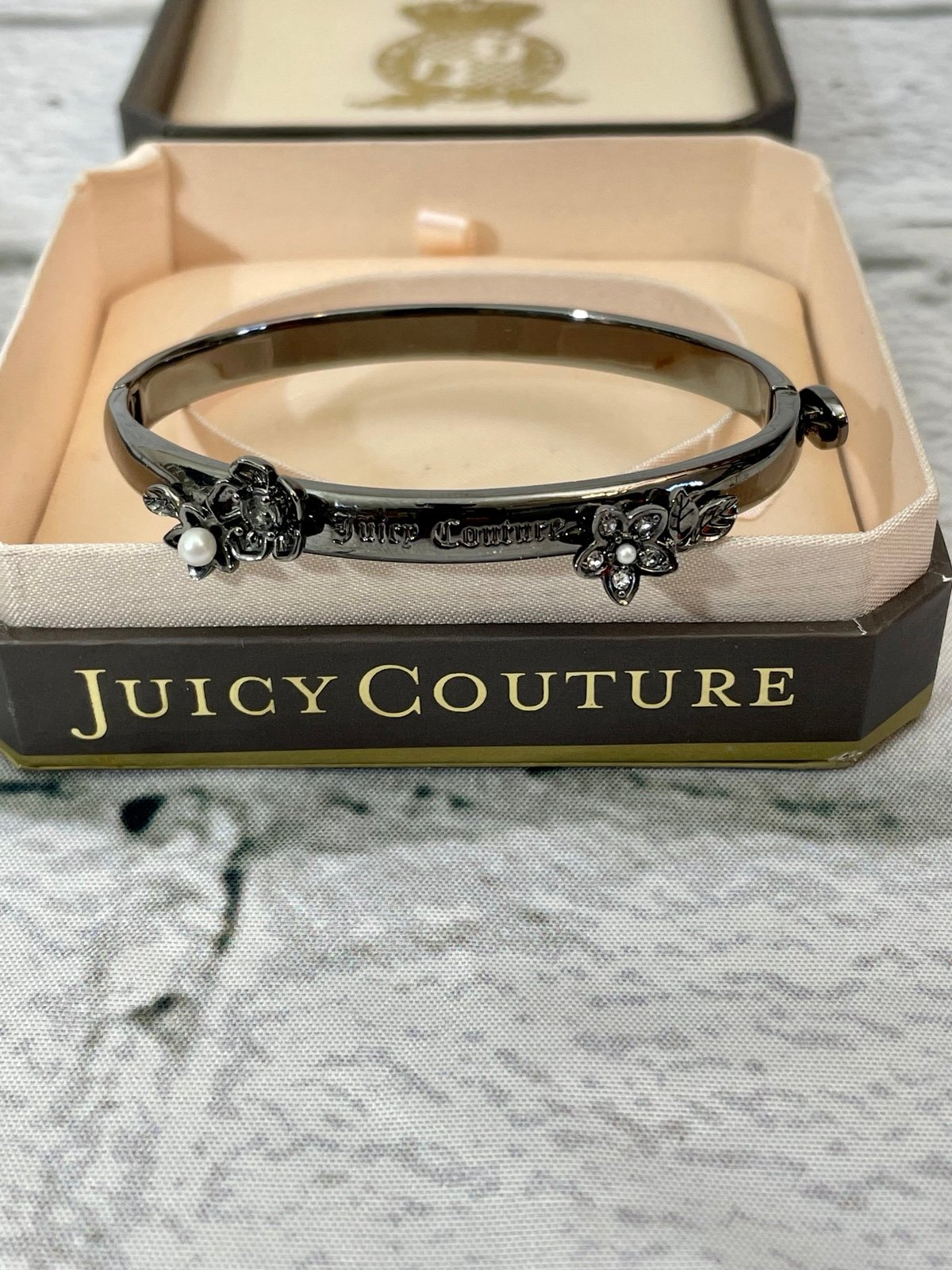 Juicy couture bangle bracelet best sale