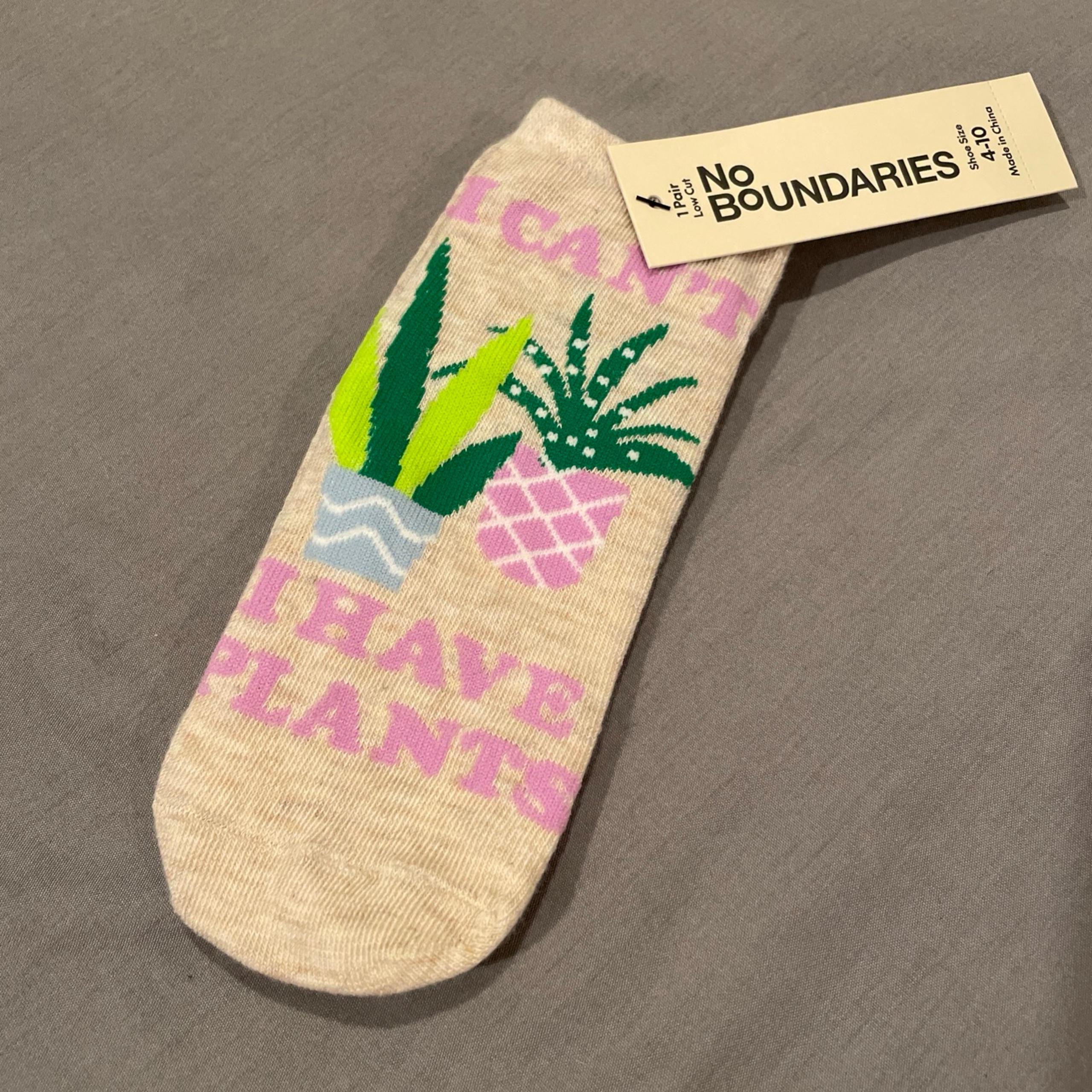 NEW NO BOUNDARIES WOMENS “I CAN’T I HAVE PLANTS” LOW CUT SOCKS Size 4-10