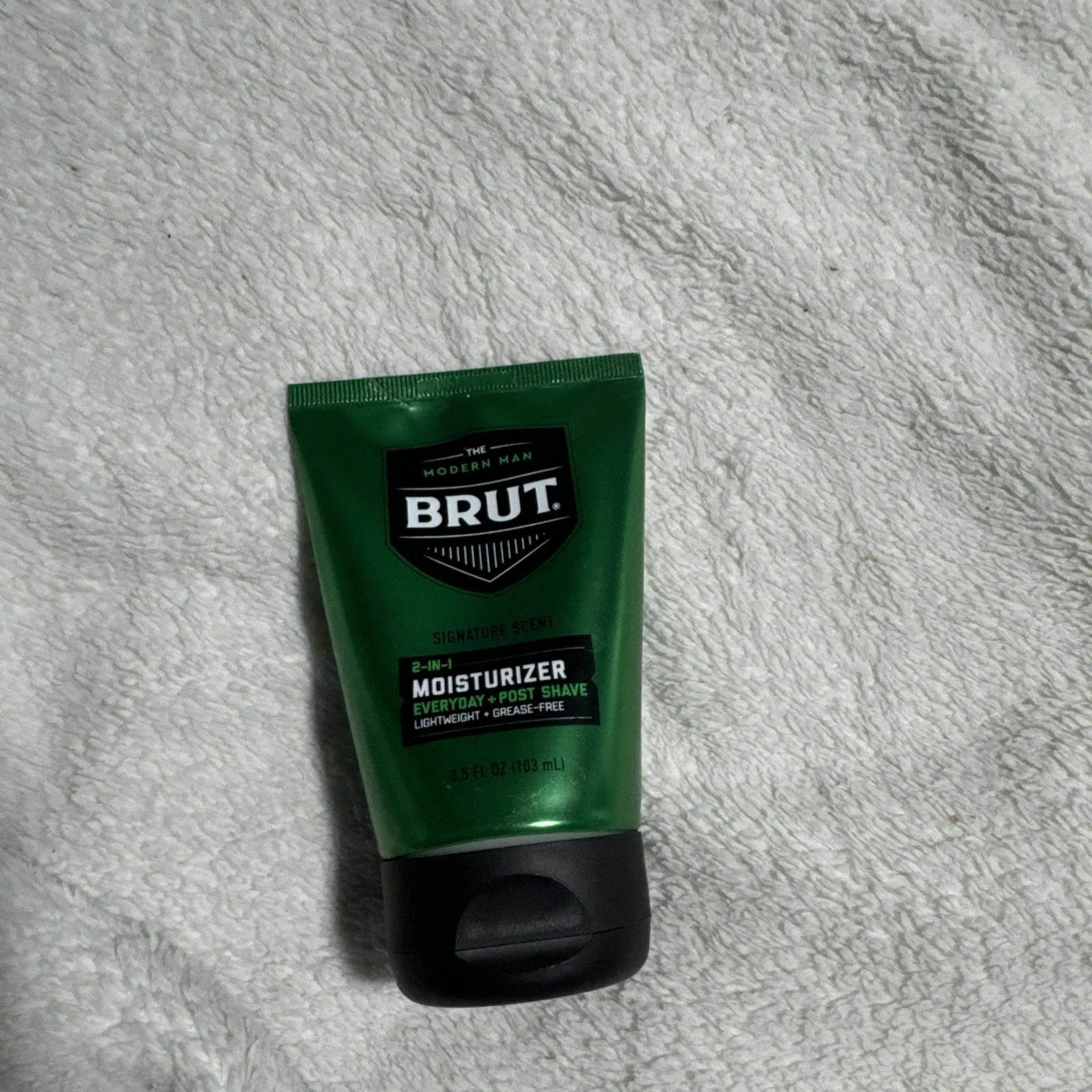 Signature Scent 2 in 1 Moisturizer Post Shave by Brut for Men - 3.5 oz M74