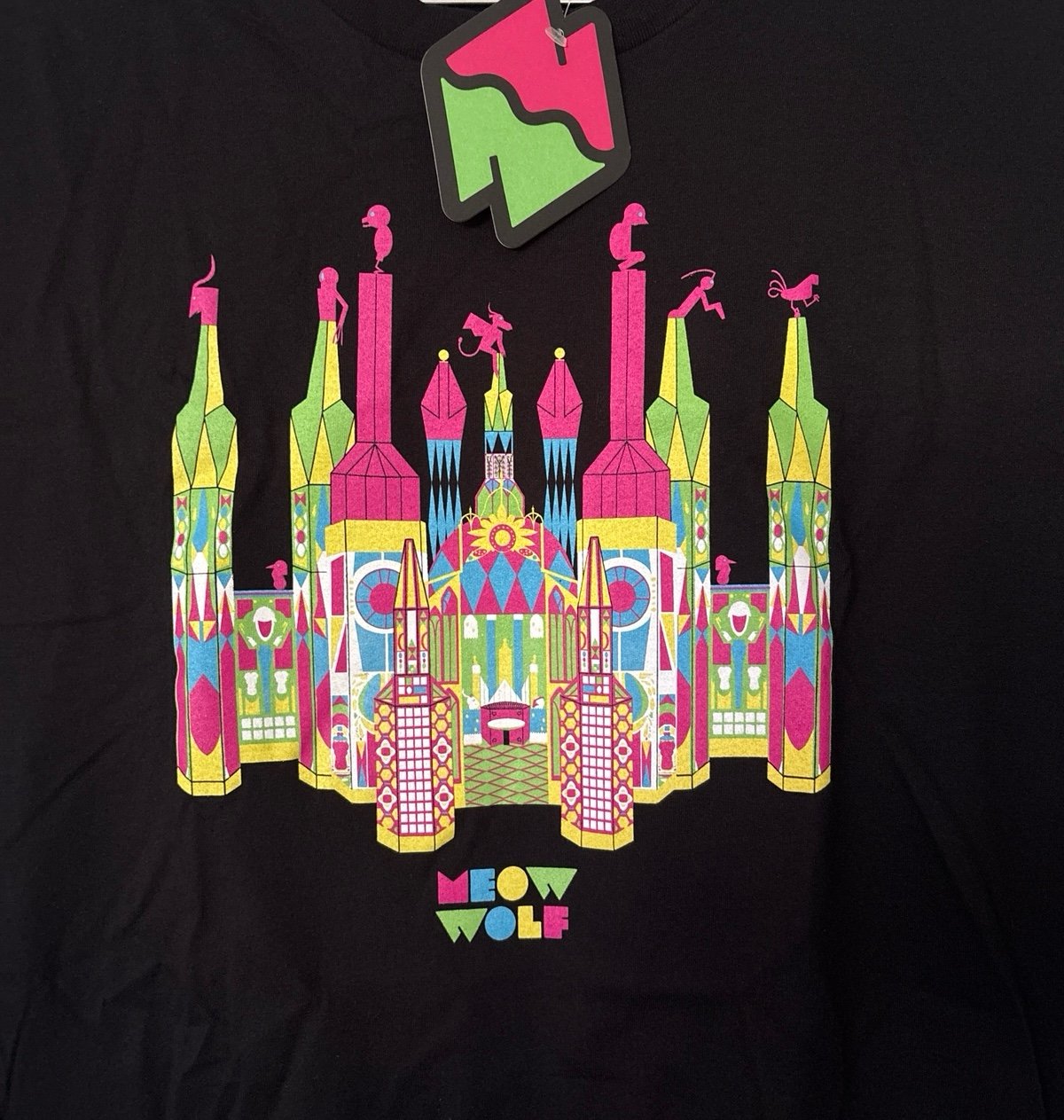 NWT Meow Wolf Cathedral t-Shirt Santa Fe NM 2023 Size MED