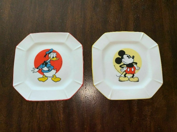Walt Disney Productions Japan Mickey Mouse & Donald Duck Plates 7 1/2