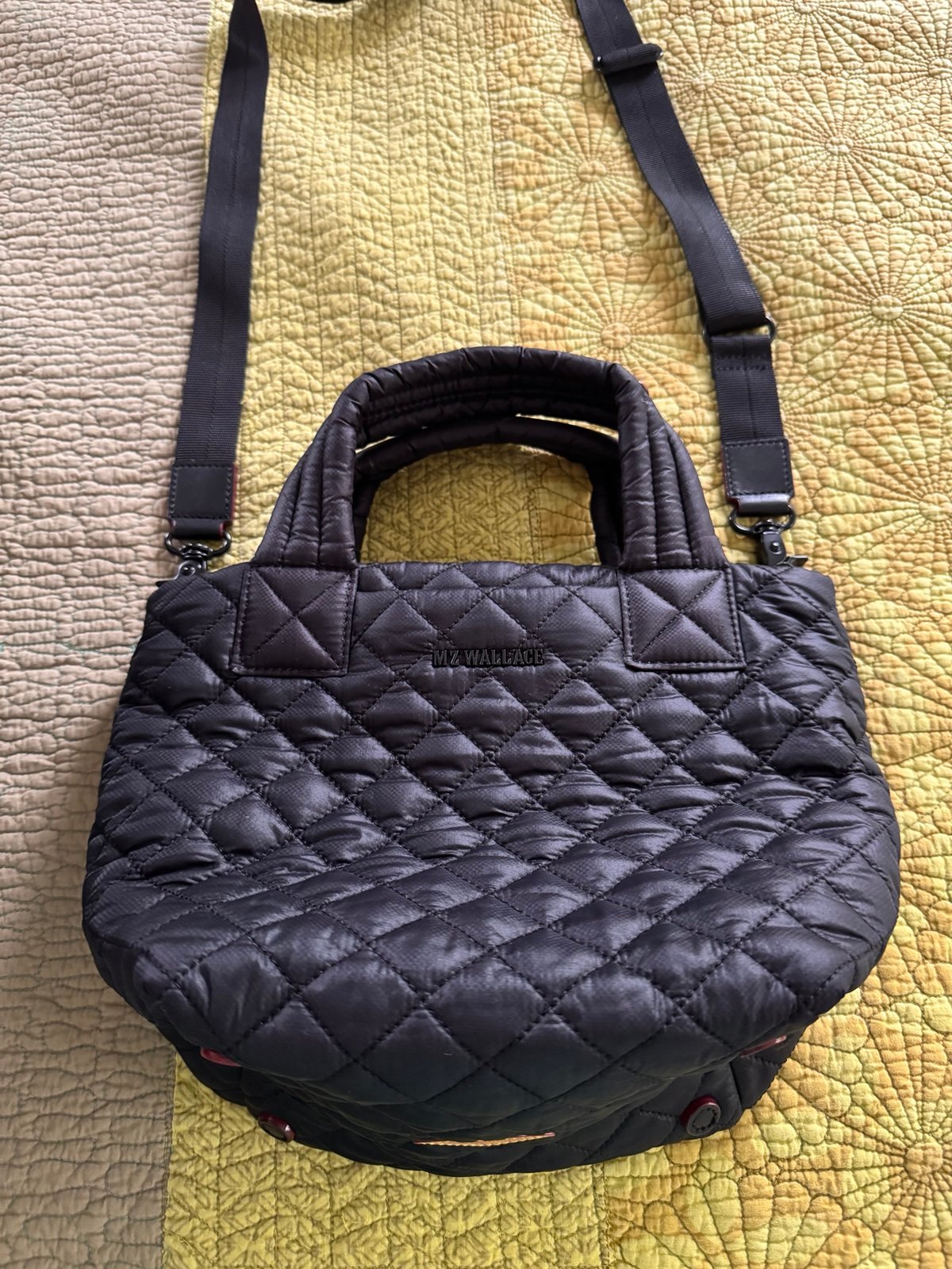 Small metro deluxe black