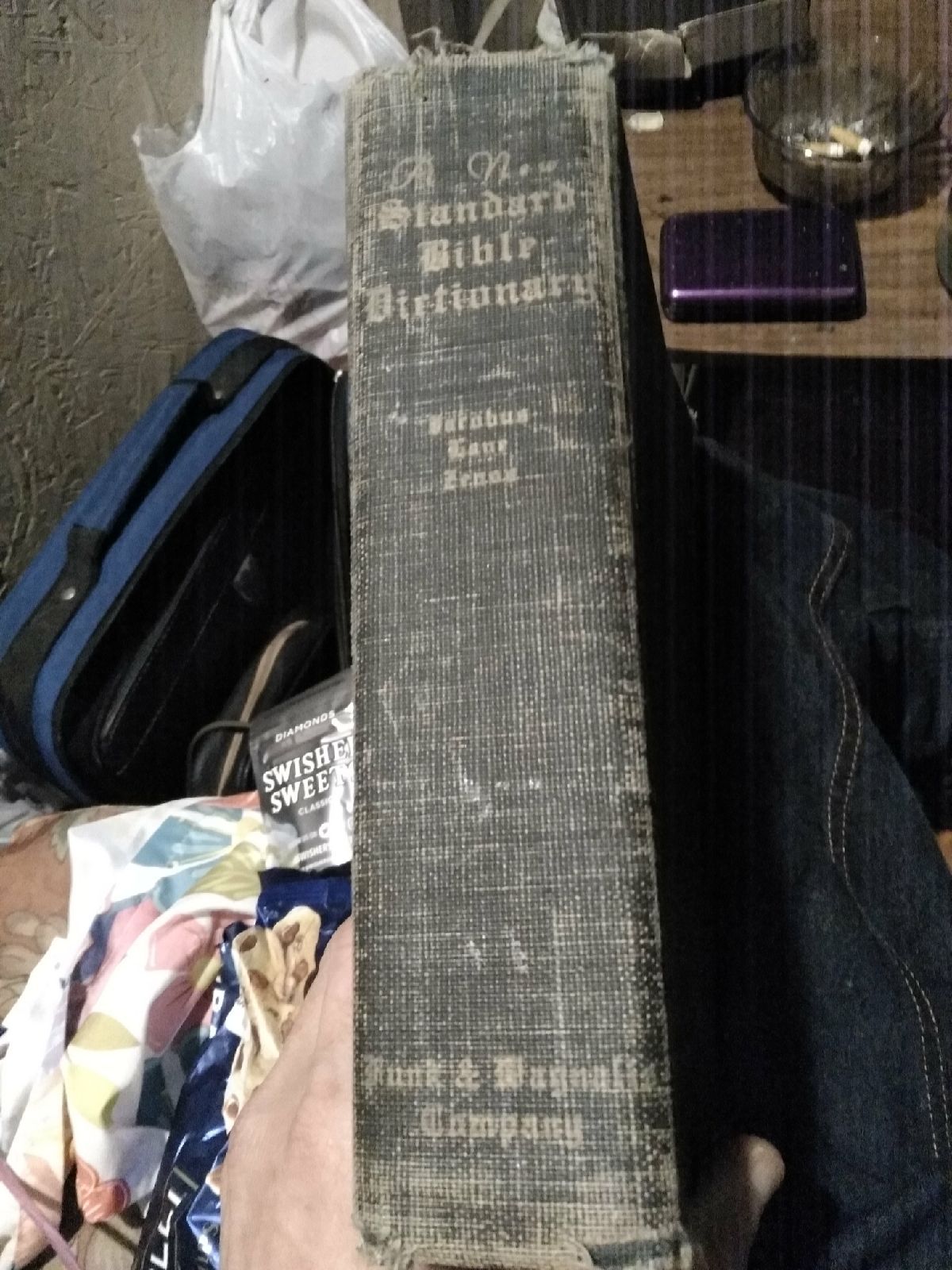Bible dictionary