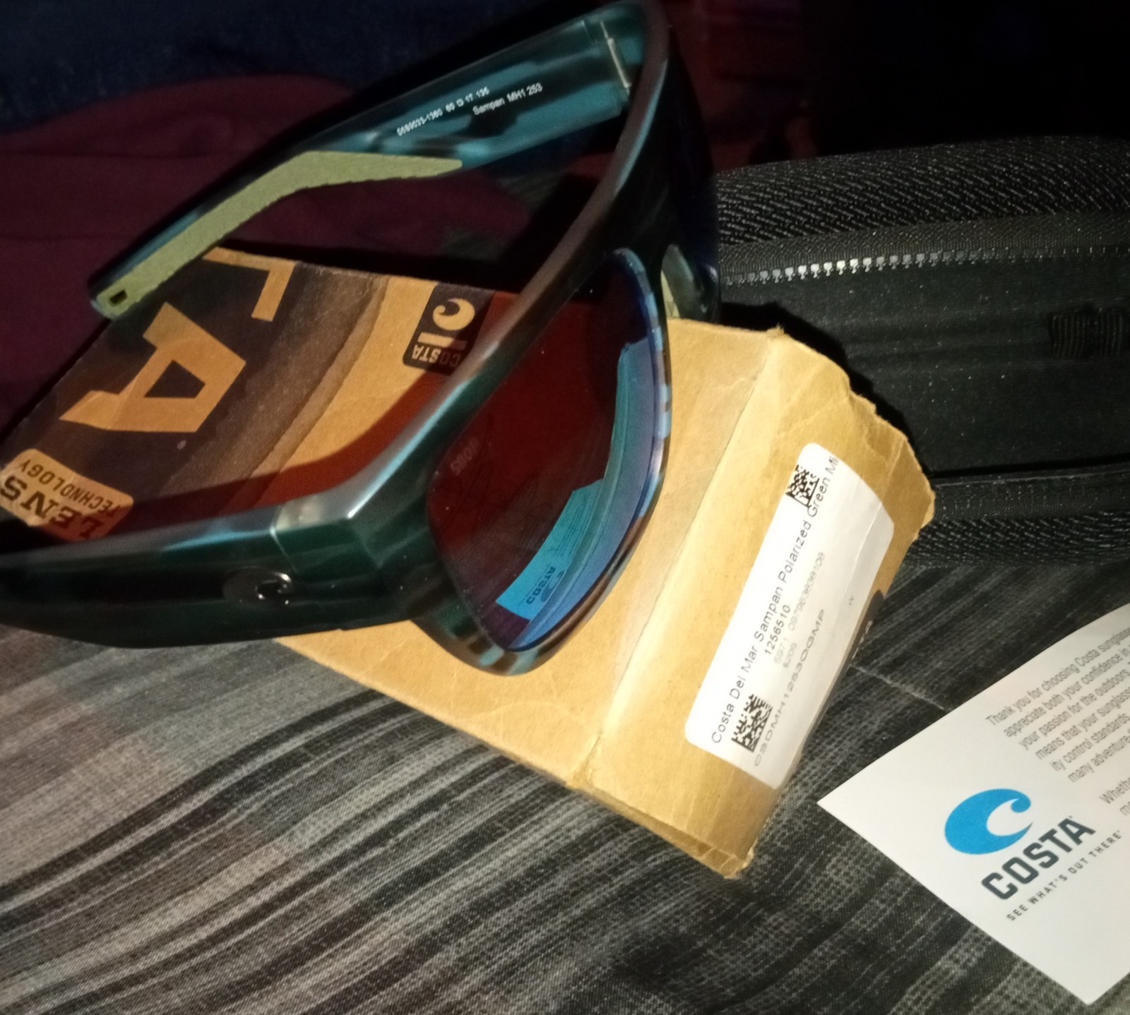 Like new Costa matte Coral shades 100% authentic bought them from academy sports