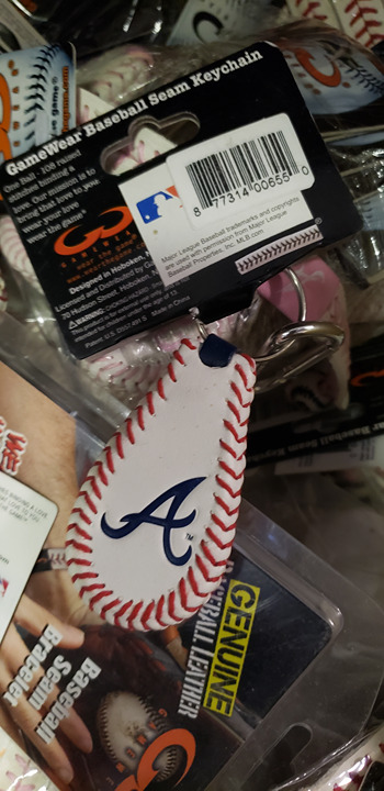 ATLANTA BRAVES MLB BASEBALL BASEBALL LEATHER KEYCHAIN ATLANTA BRAVES MLB BASEBALL BASEBALL LEATHER KEYCHAIN