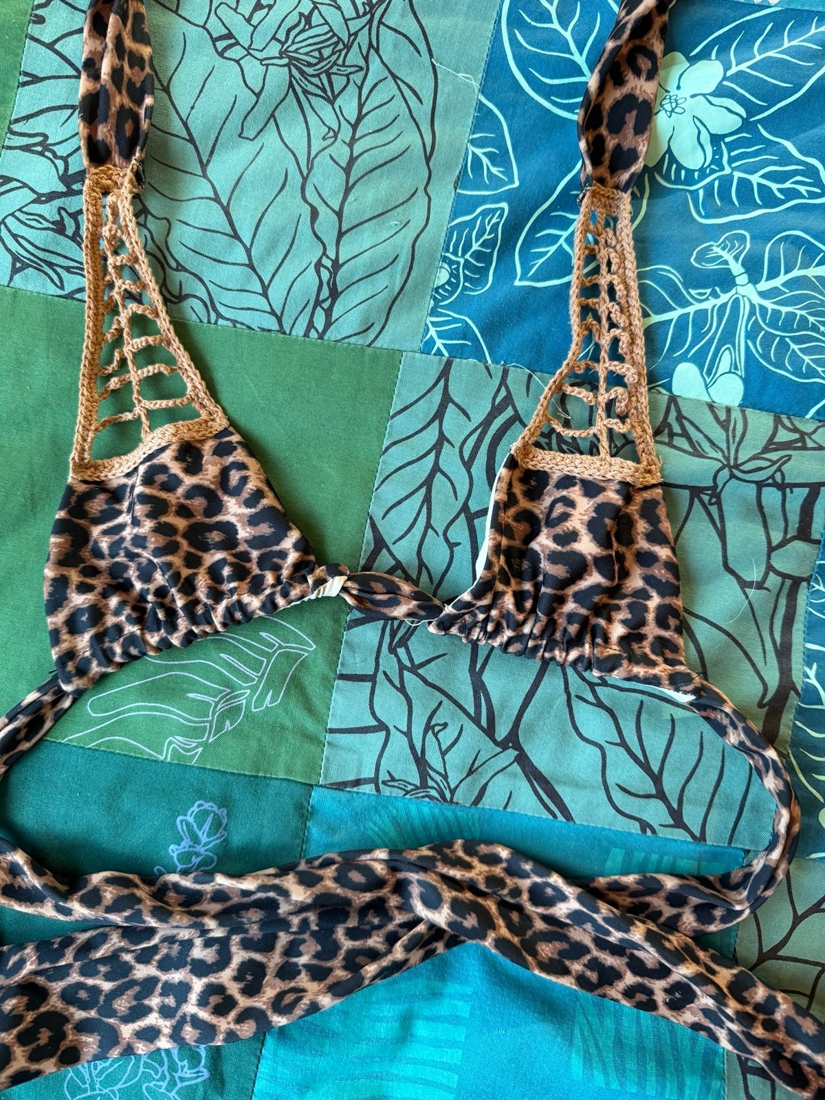 Acacia swim top