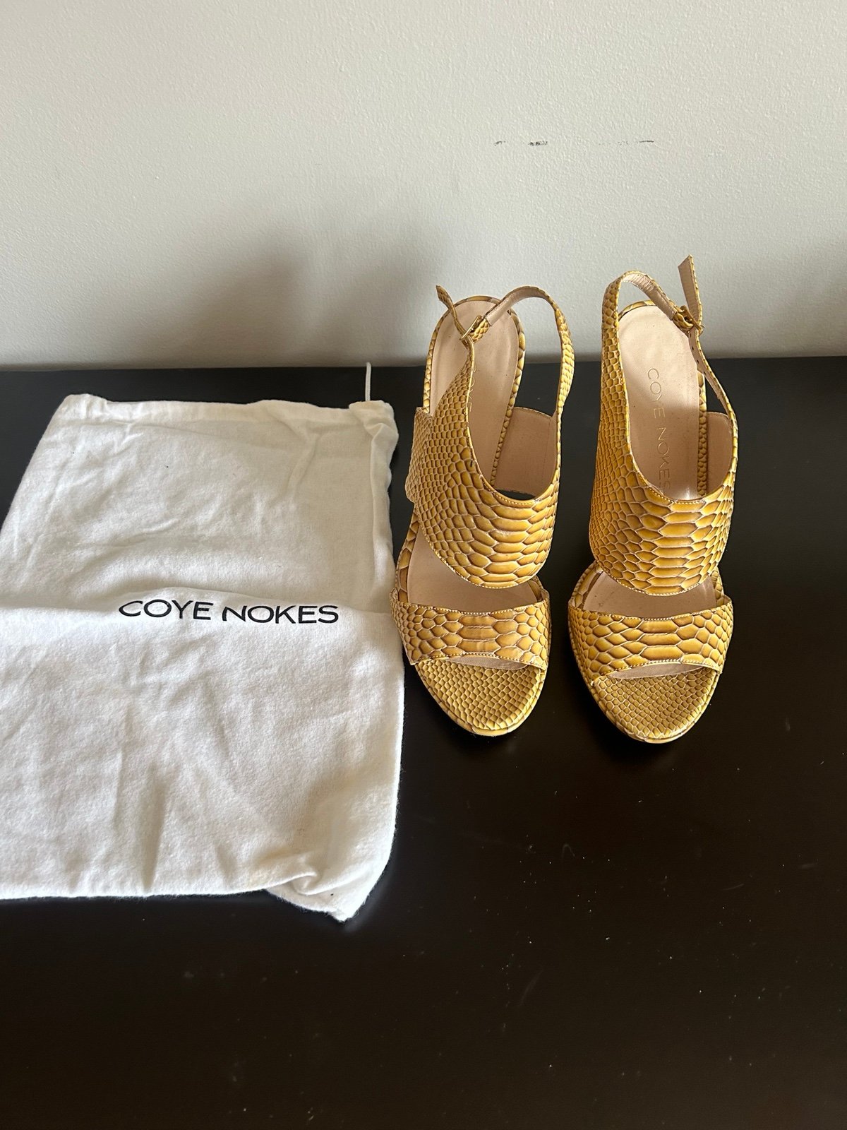 EUC Coye Nokes Snakeskin Heels size 40
