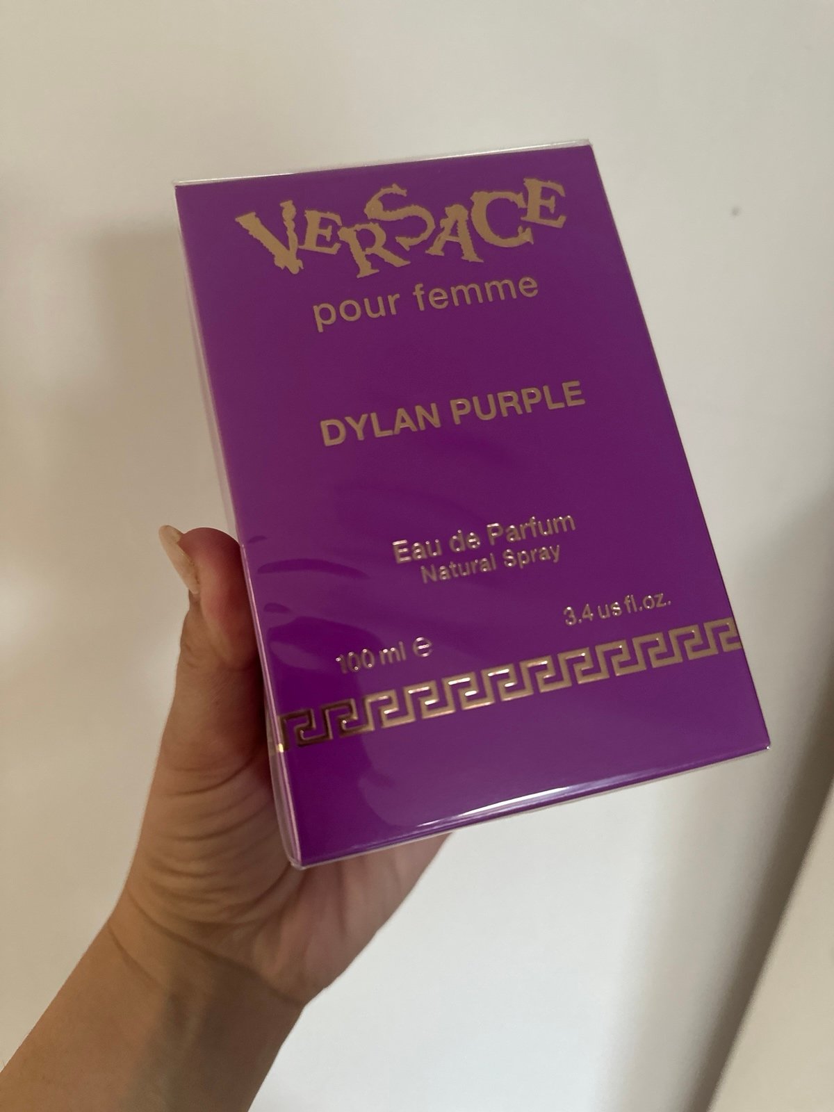 Versace Dylan purple fragrance