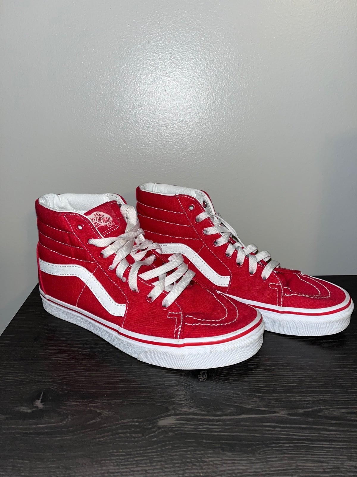 outlet online store High top classic red vans Women outlet online store High top classic red vans Women