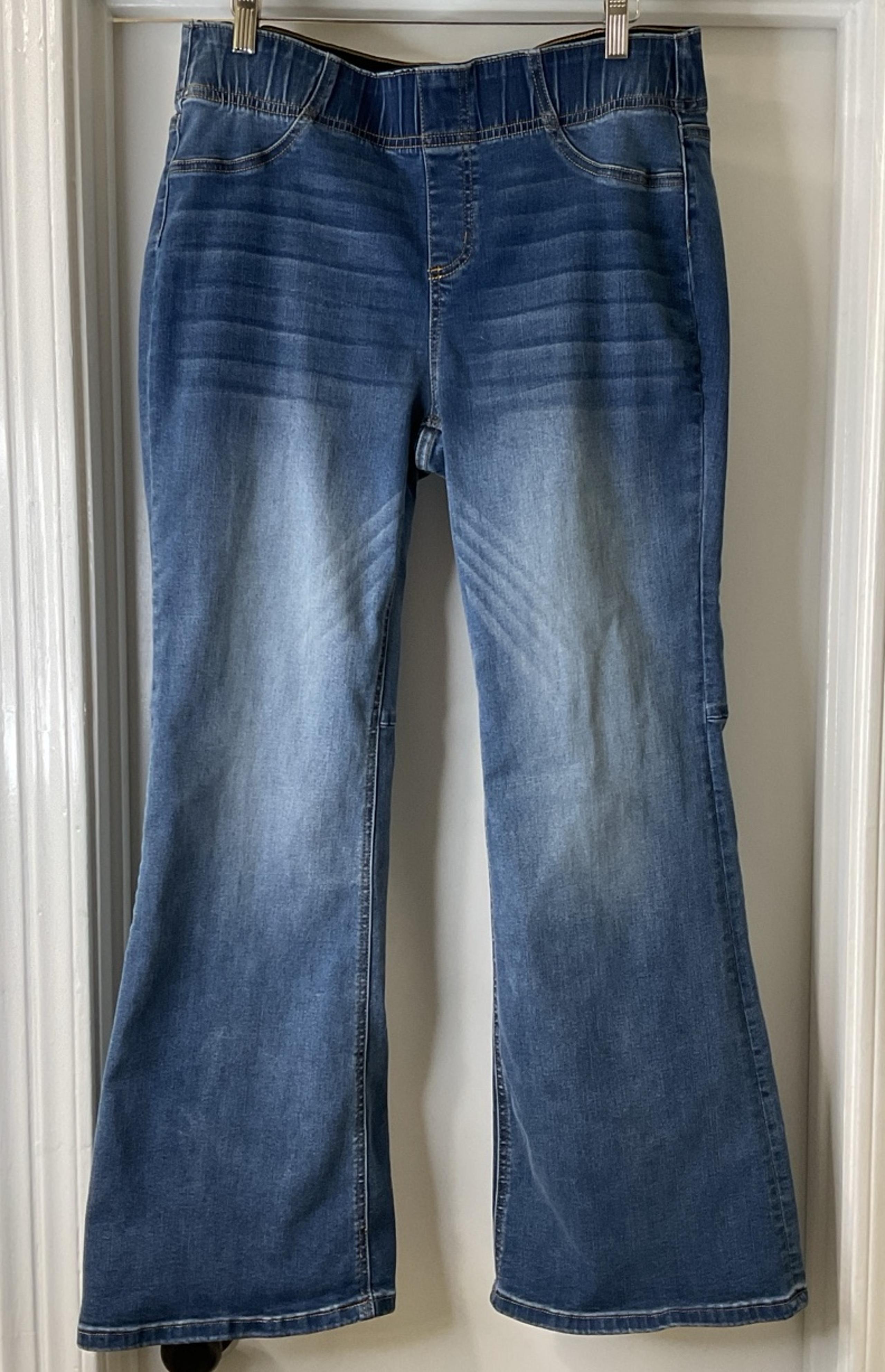 Soft Surroundings Flare Leg Pull On Jeans Size M