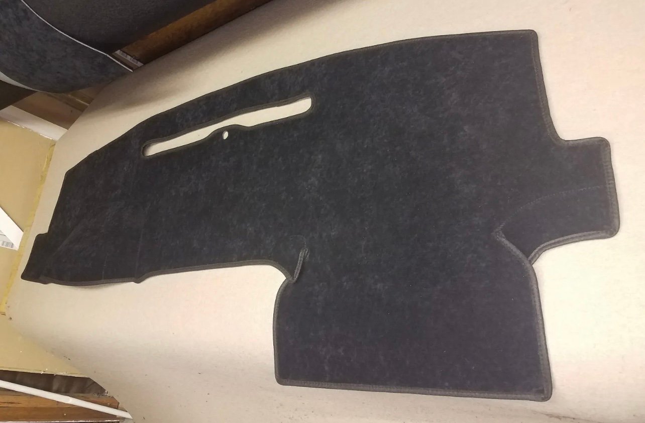 GMC SIERRA DASH COVER BLACK
