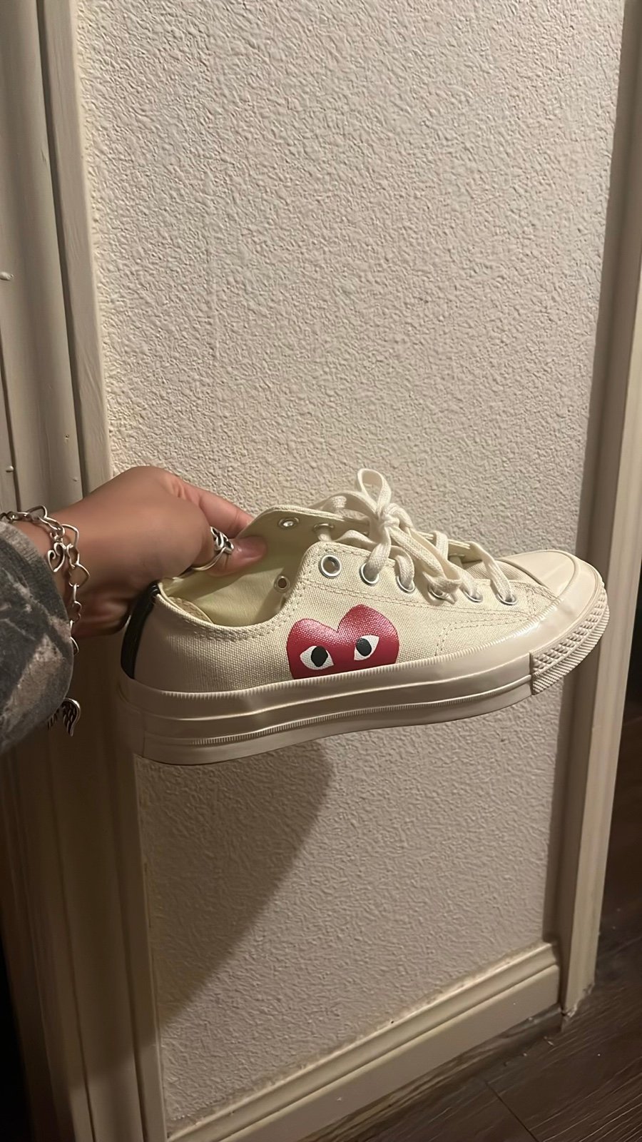 Converse