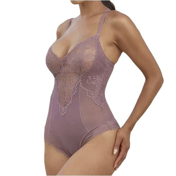 Pinsy Smoothing Lace Shapesuit - Lilac - Size Large
