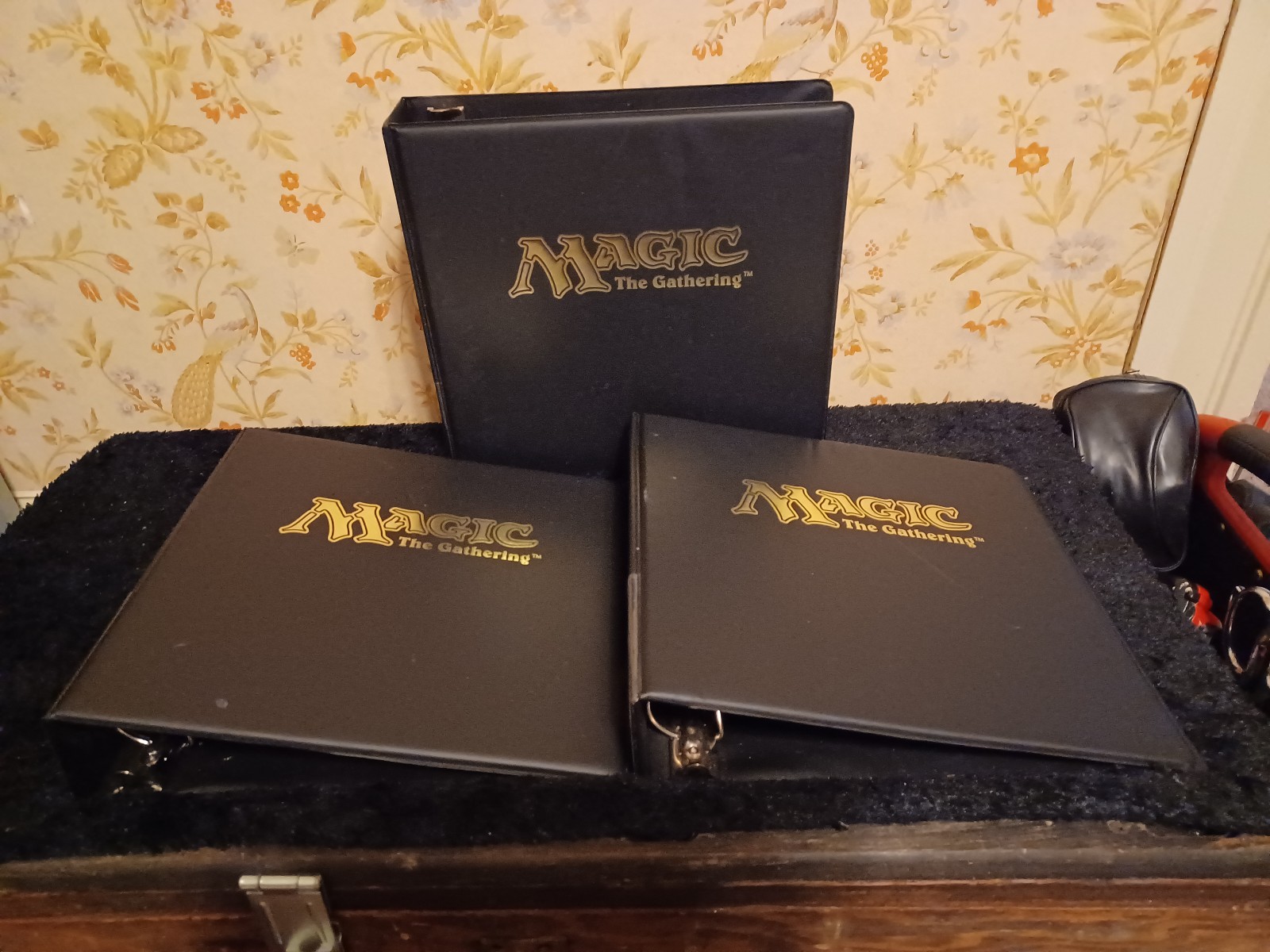 Magic. The Gathering Binders. Lot of 3.