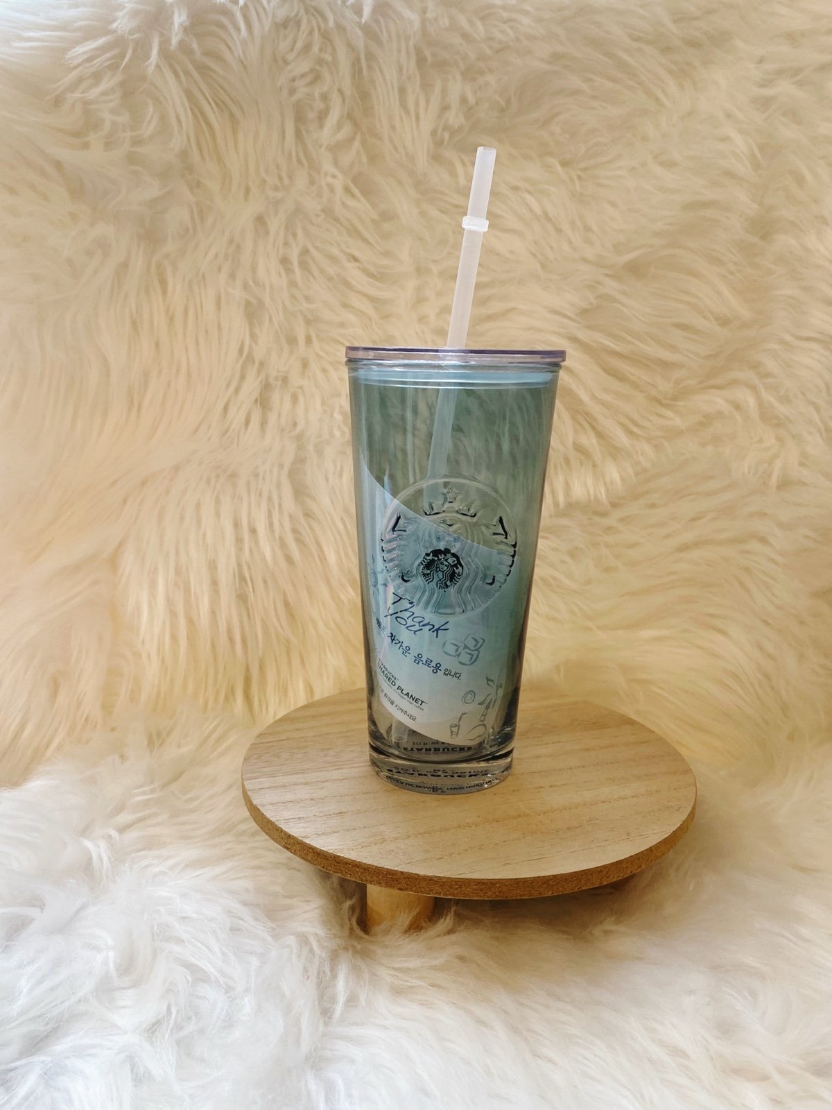 ⭐️NWT Starbucks Elsa Glass Tumbler⭐️