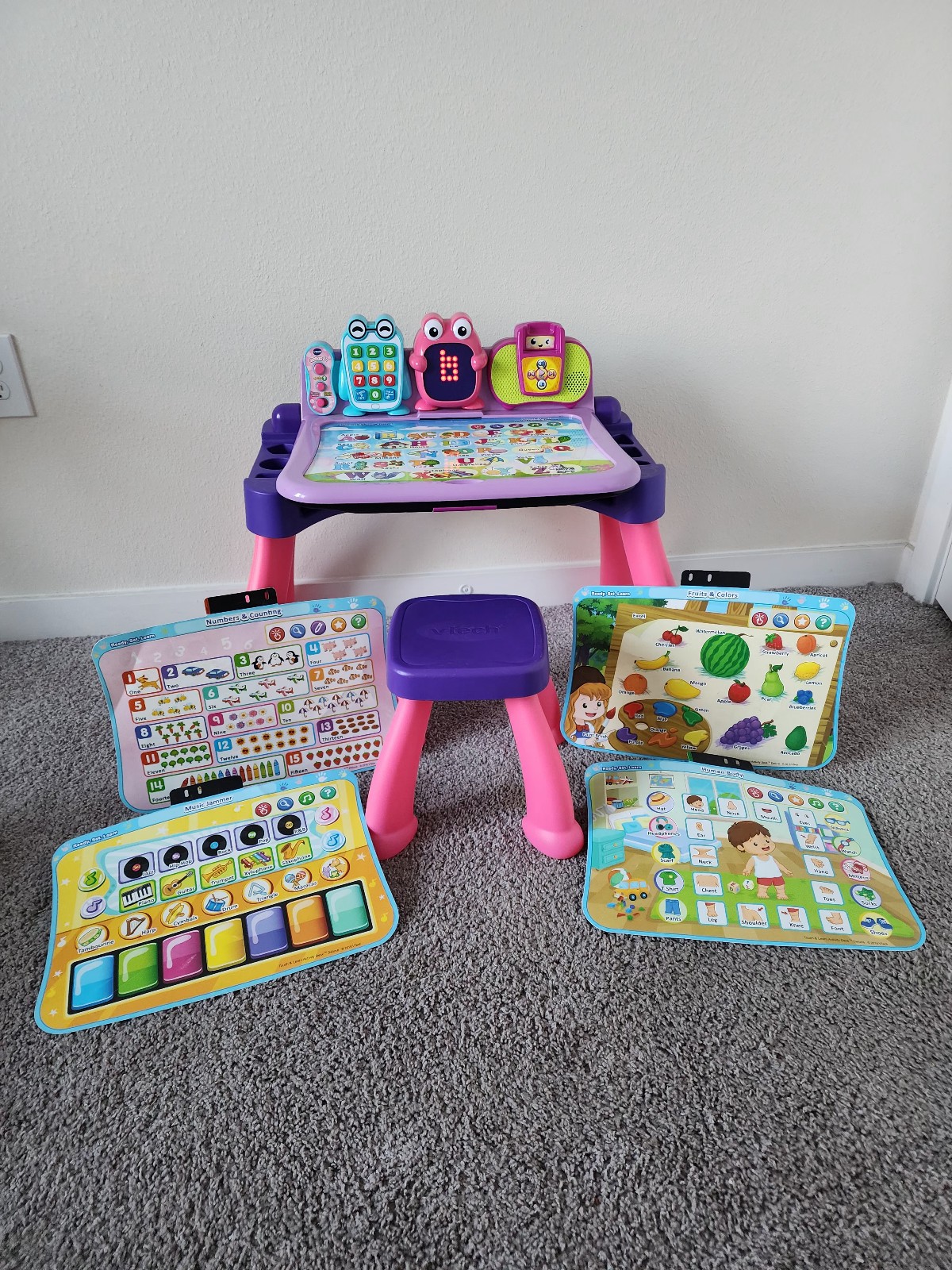VTech Touch & Learn Activity Desk Deluxe - Pink With Stool