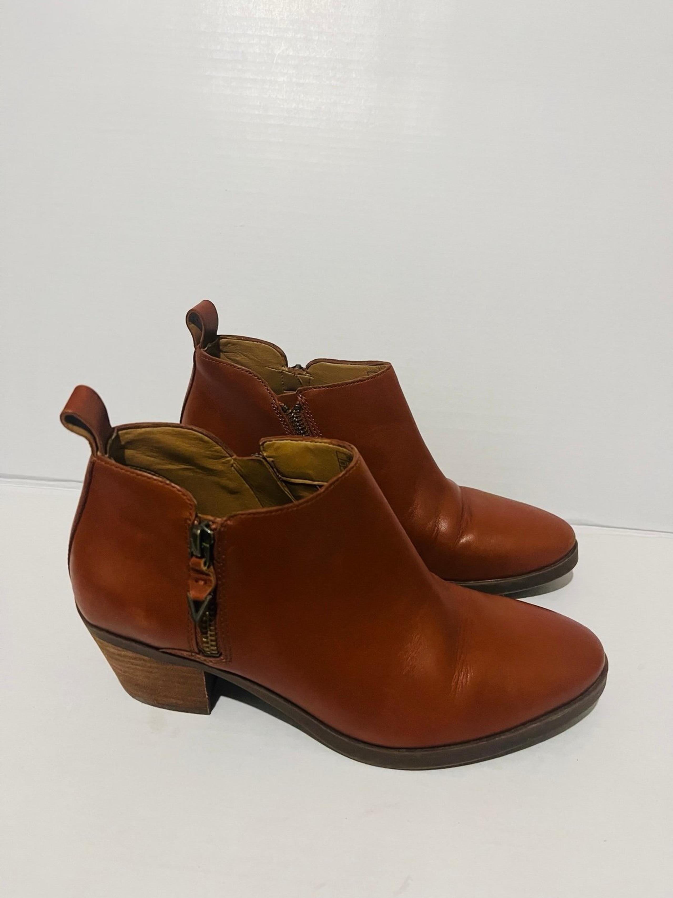 Vionic Cecile Bootie