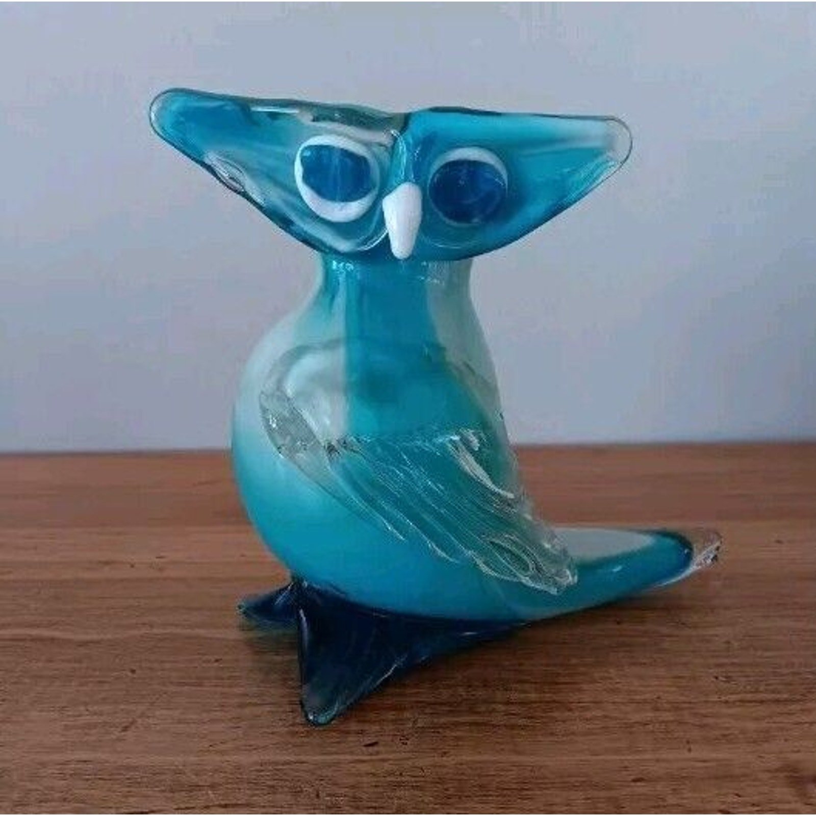 Vintage Mexico Hand Blown Glass Owl Vase 6.5 Inch Blue White Chihuahua MX