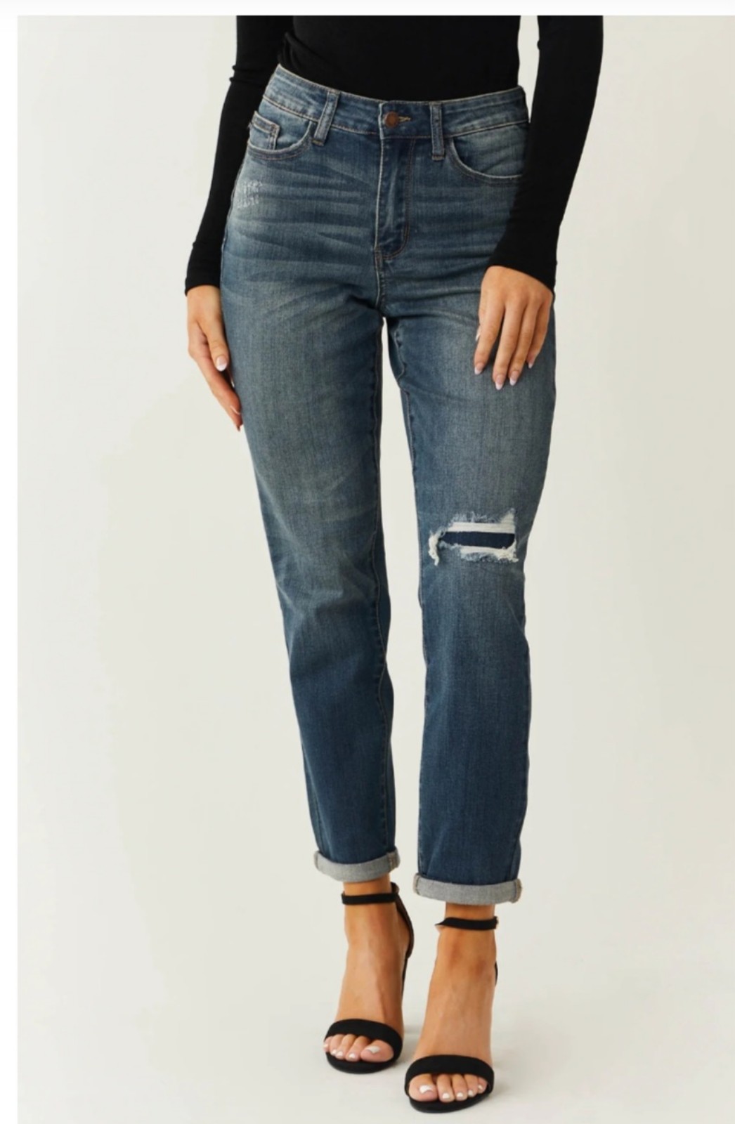 Judy Blue Medium Rise Shredded Knee Boyfriend Jean Pre Loved Size 5/27
