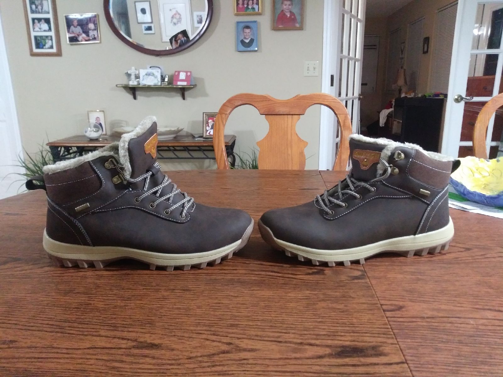 Mens outdoor shoes
