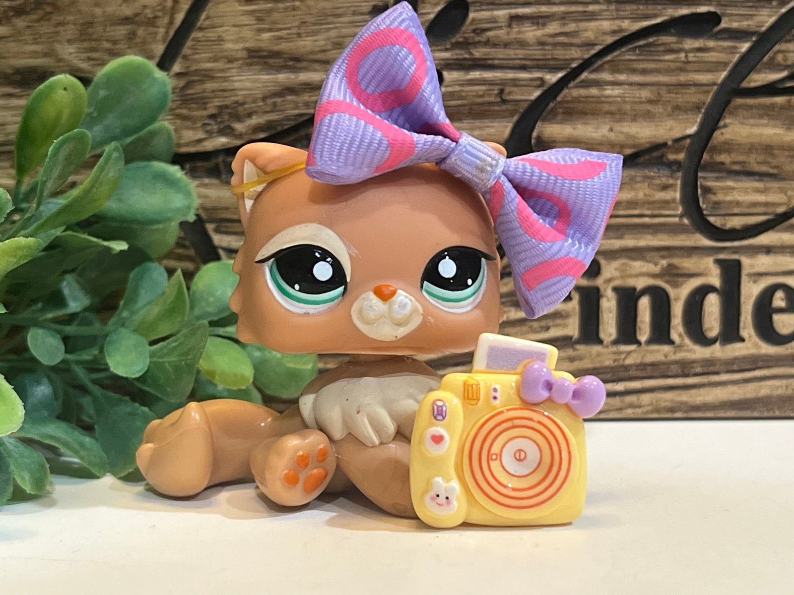 Littlest Pet Shop 1948 Lps Authentic Orange Cream Persian Cat Green Eyes