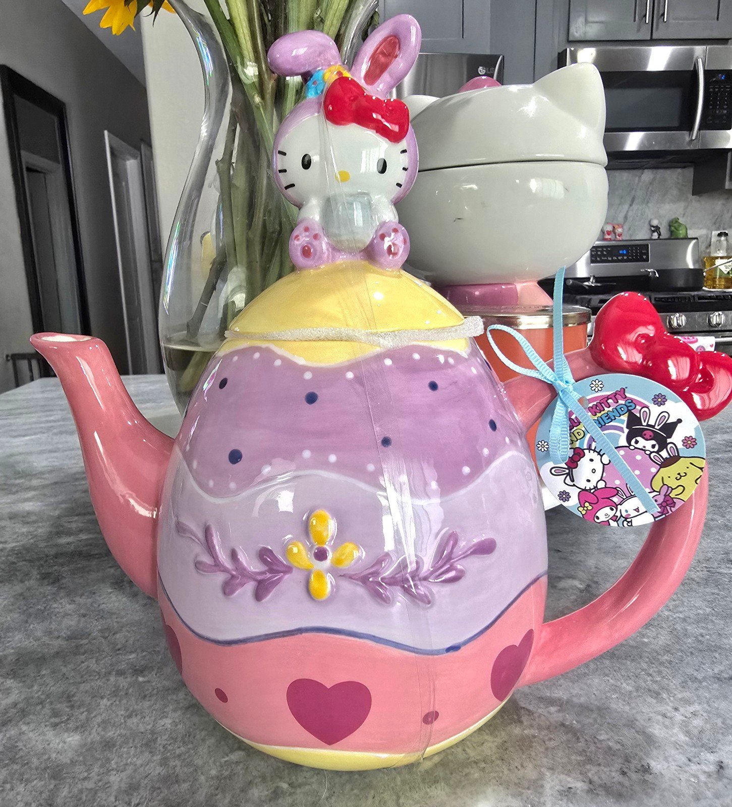 Hello Kitty Easter Ceramic Tea Top