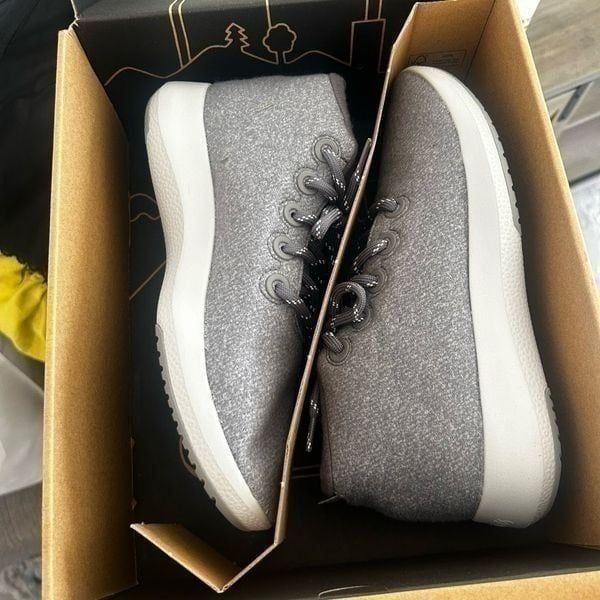 Allbirds Wool Runner-Up Mizzle Medium Gray Women's Size 11 High Top NIB