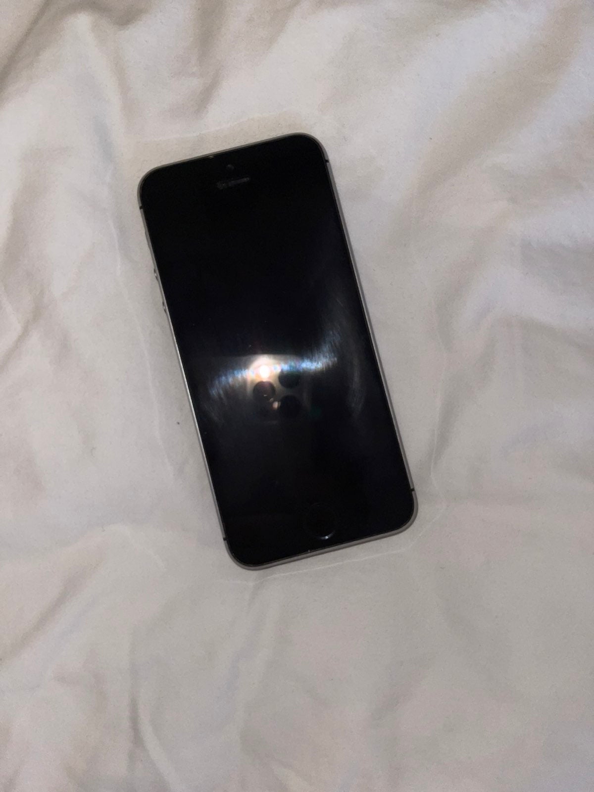 iPhone 5s Space Gray 64 gigabytes Unlock