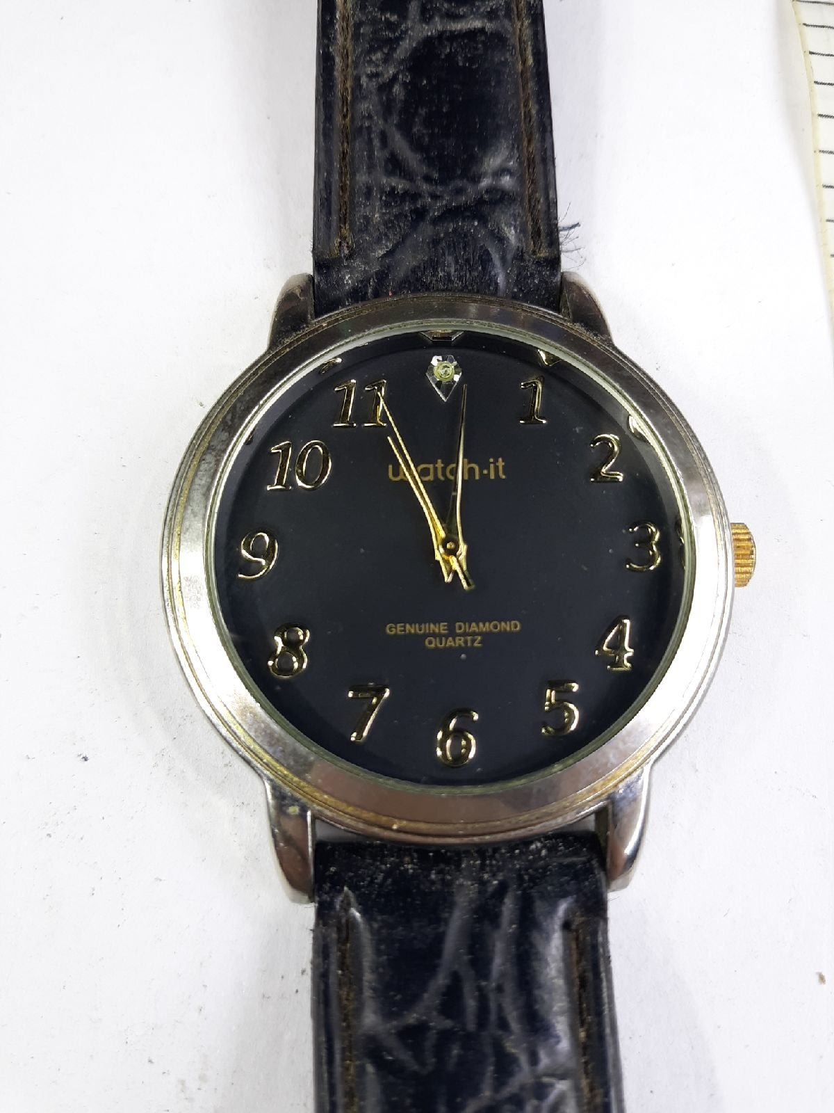 Watch-it Diamond Men's Classic Watch. 56