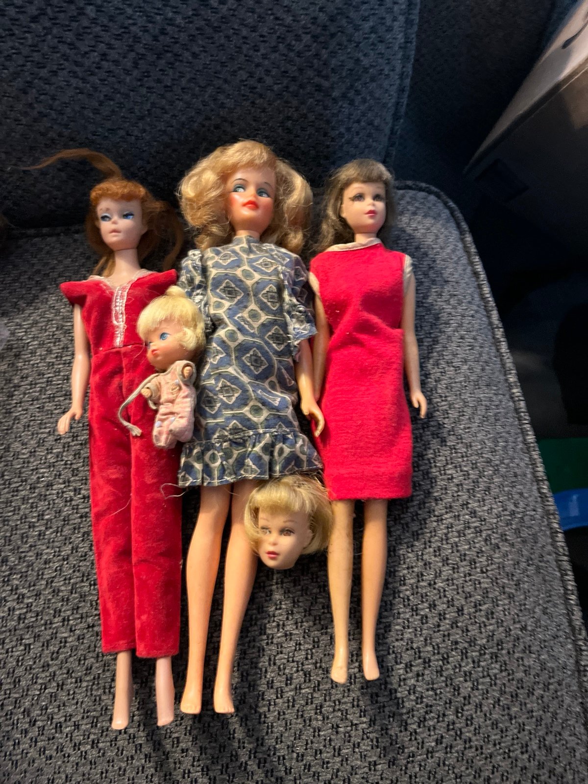 Vintage Barbie dolls lot