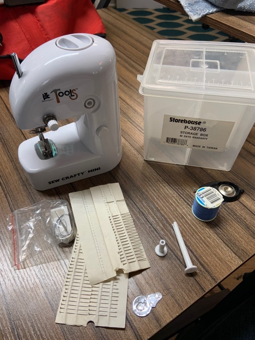Sew Crafty mini sewing machine