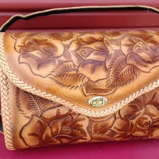 purses and handbags