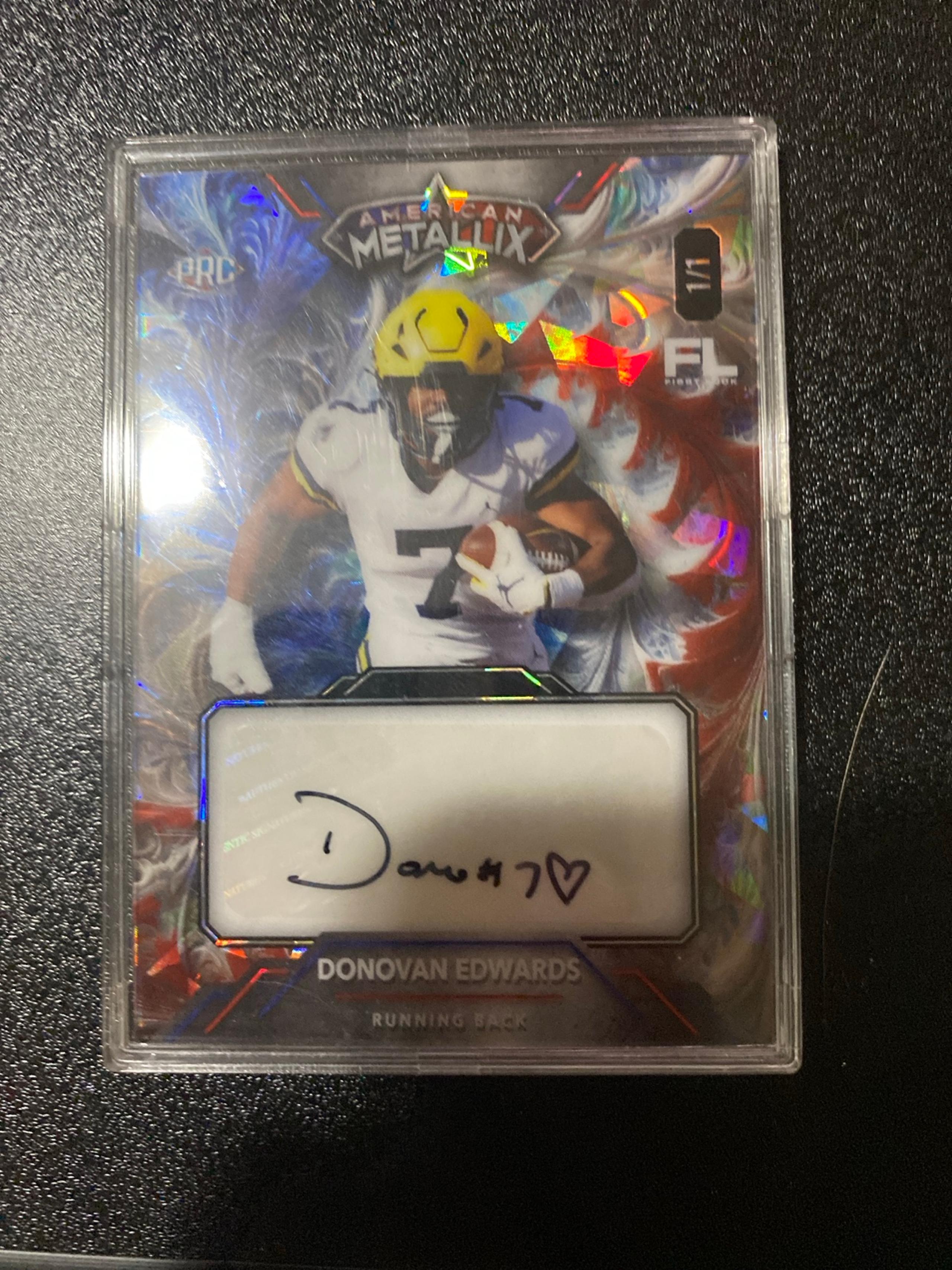 Donovan Edward’s autograph 1/1 American metallix card