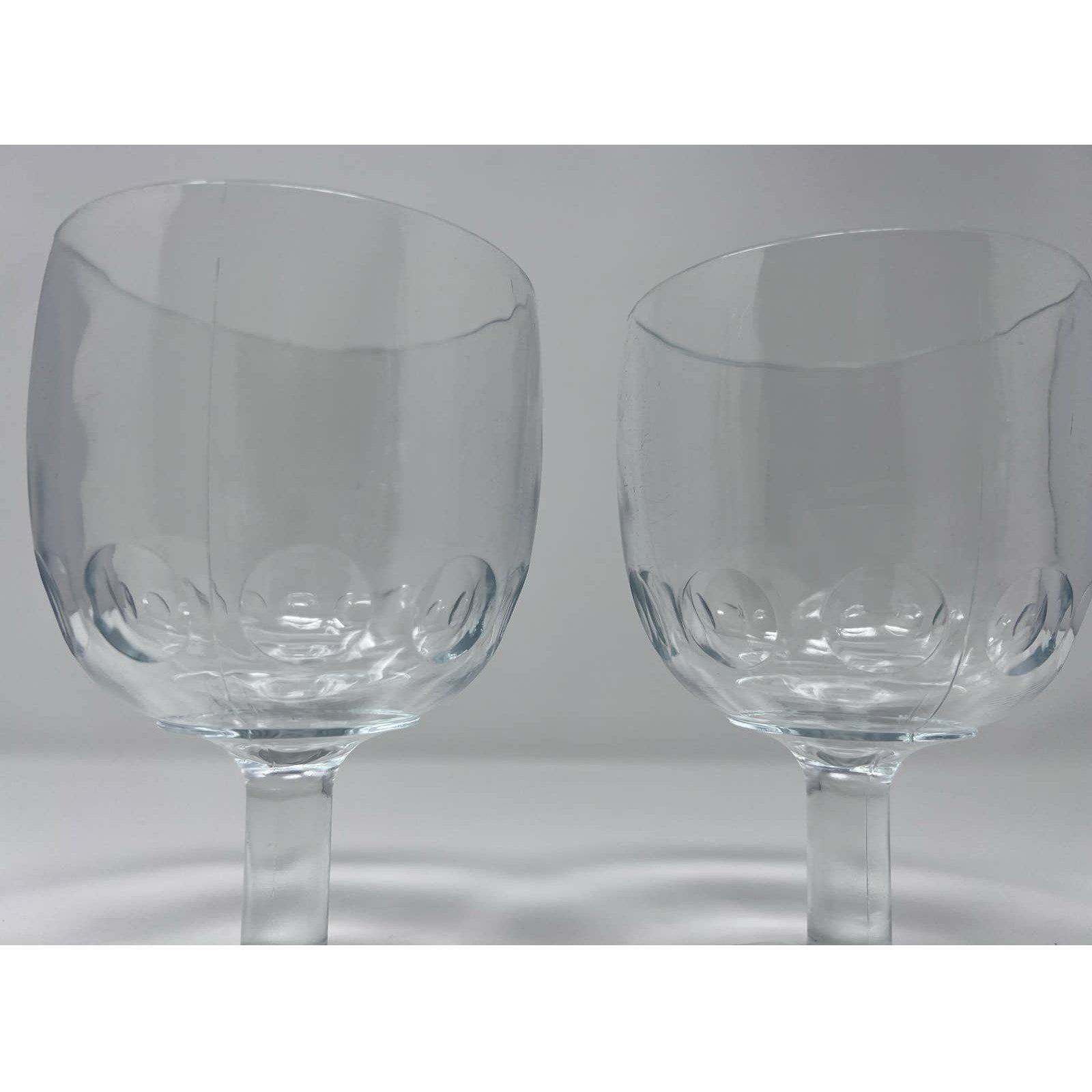Water Goblets/Glasses Set of 2 Indented Circles by the Stem 6" Tall x 3 3/4" W - detail