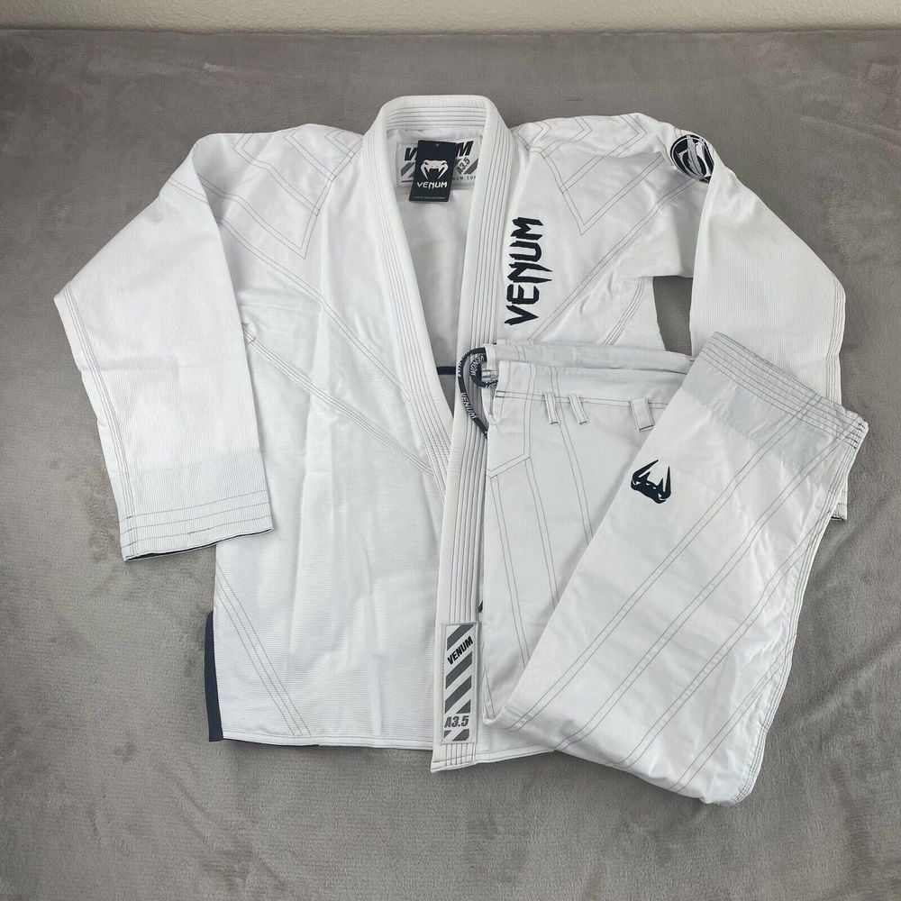 Venum Power 2.0 Light BJJ Gi A3.5 L/XL White 2 Piece No Belt NWT 140 Sold Out