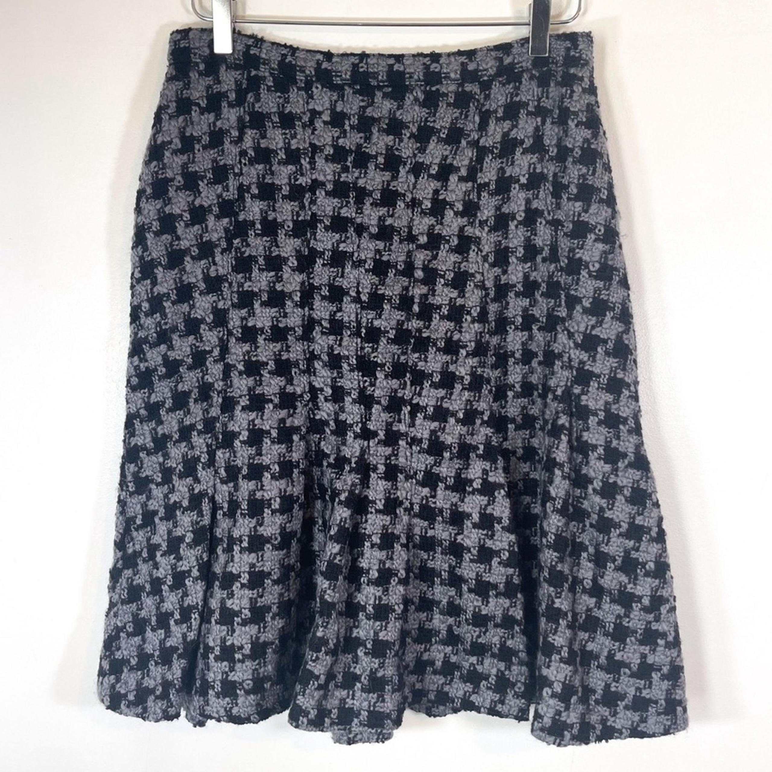 Moschino Cheap Chic Gray Black Wool Tweed Houndstooth Trumpet Skirt size 10