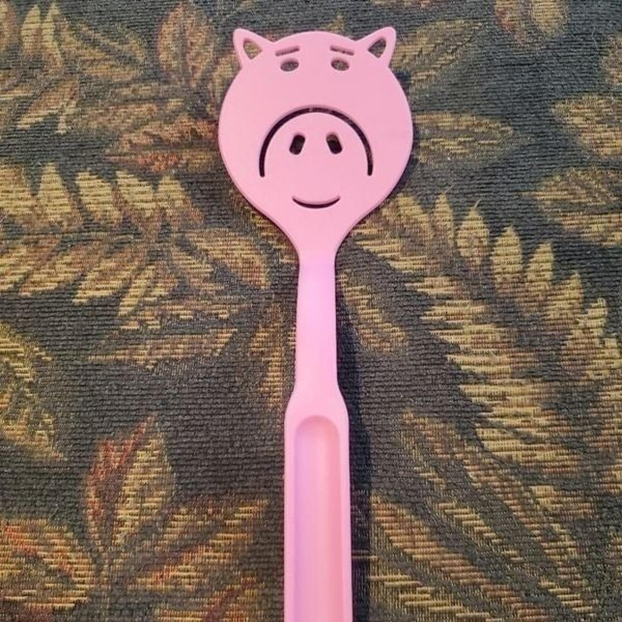 Pampered Chef Pink Hamm Pancake Flipper- Toy Story 4
