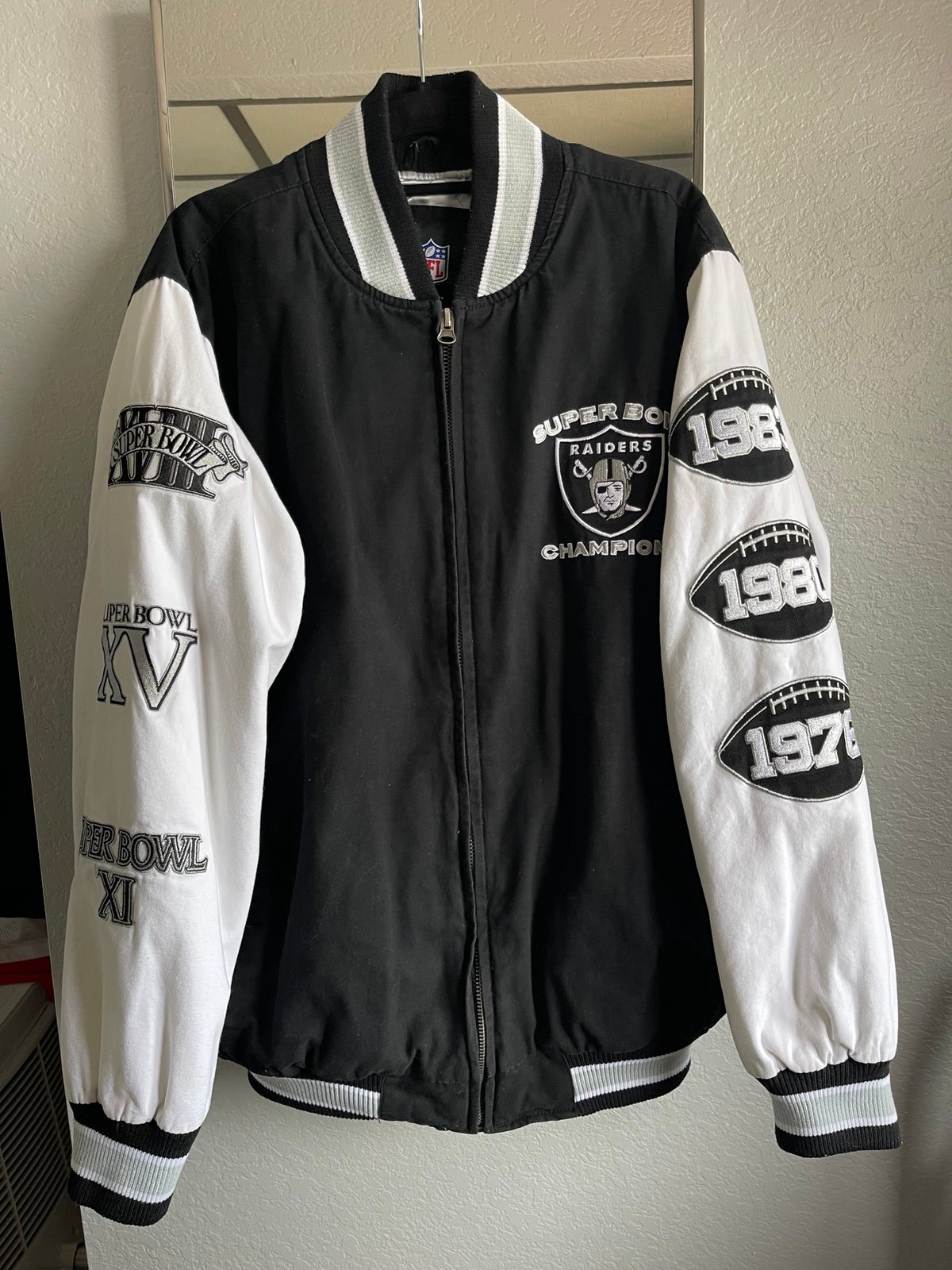 vintage raiders jacket G-III