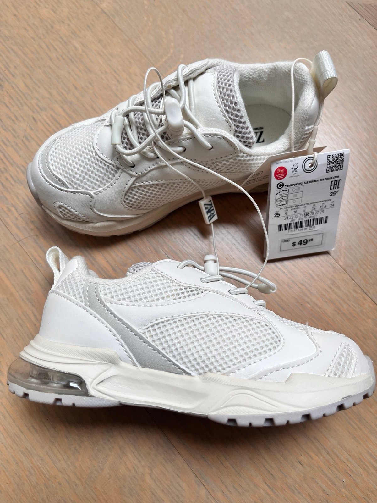 Zara white sneakes, size 25 (us9)